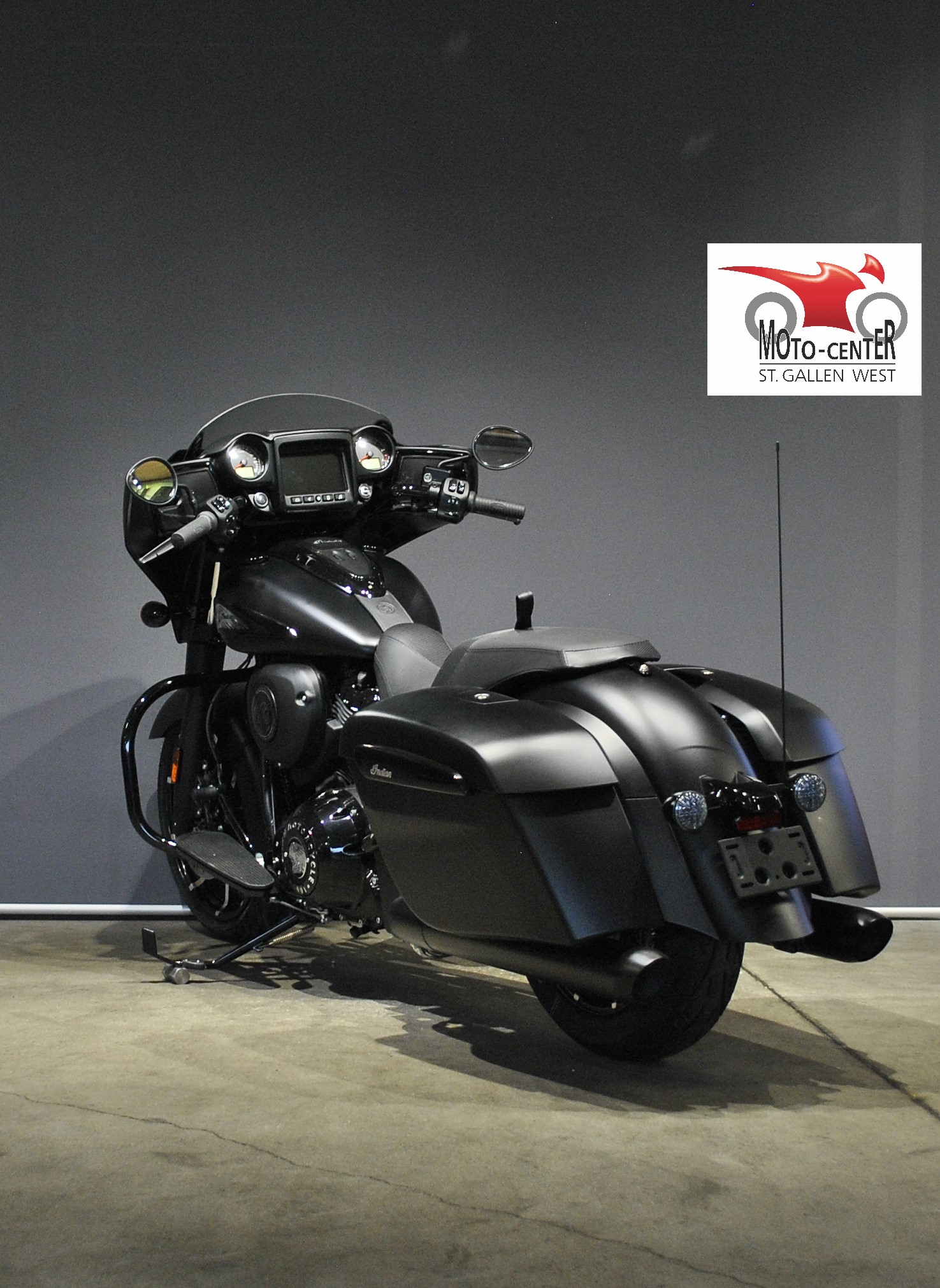 INDIAN Chieftain Dark Horse-image-3