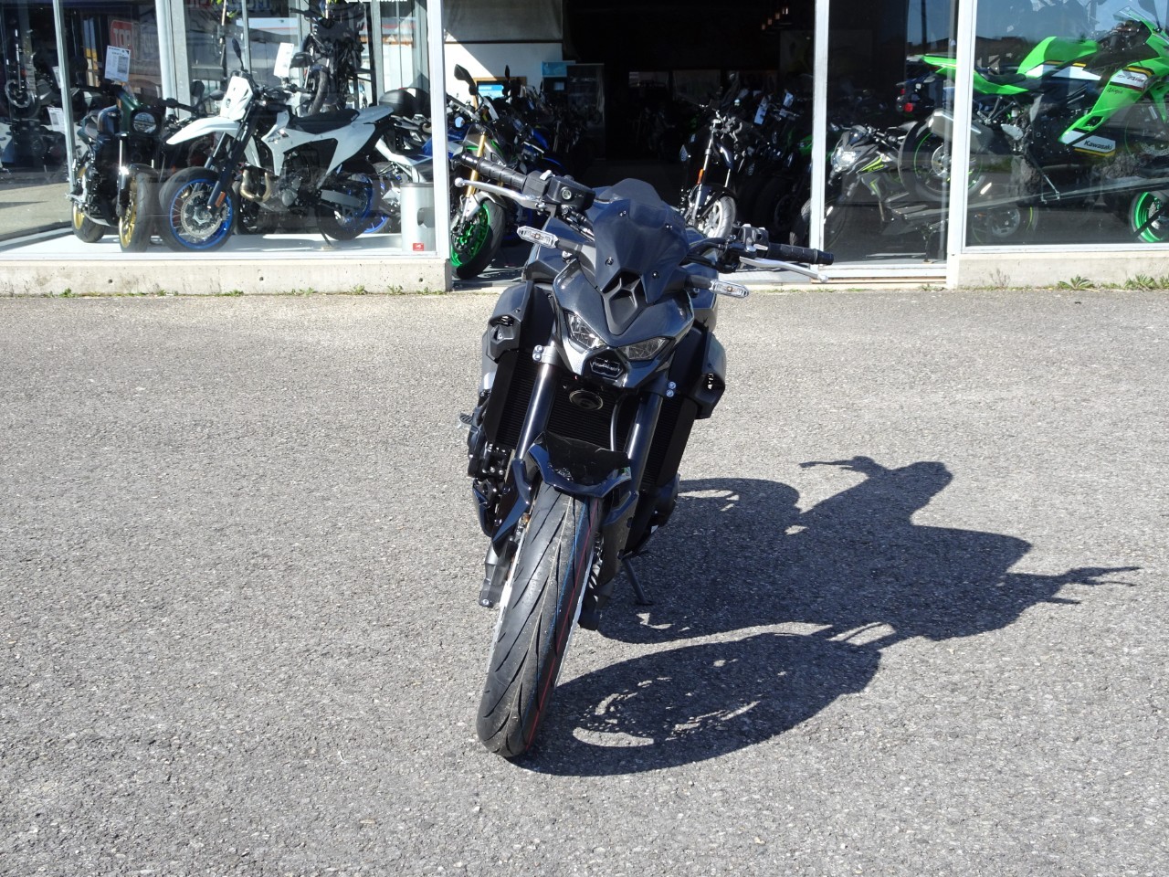 KAWASAKI Z 900 (35kW) Black & White-image-2