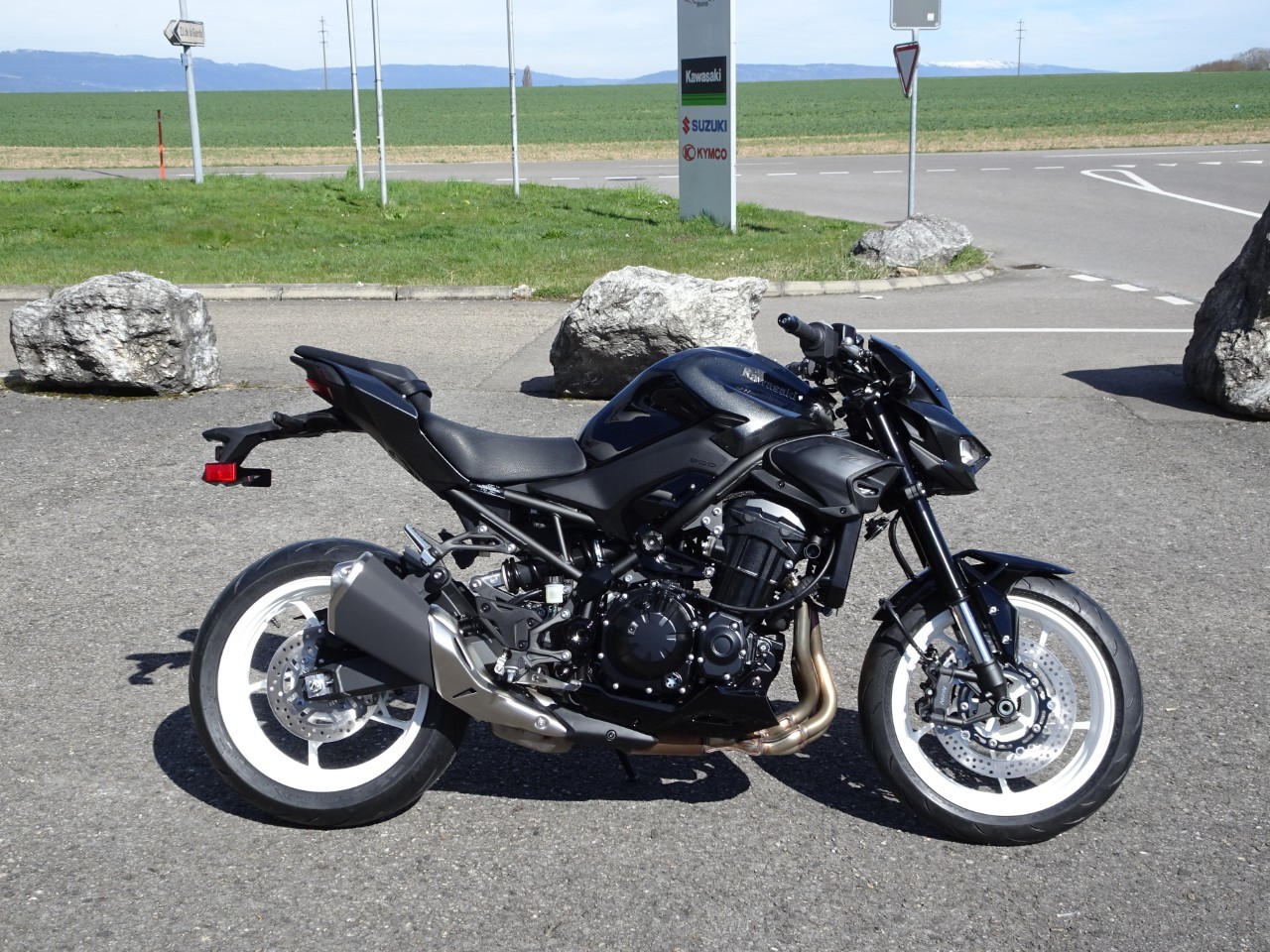 KAWASAKI Z 900 (35kW) Black & White-image-0