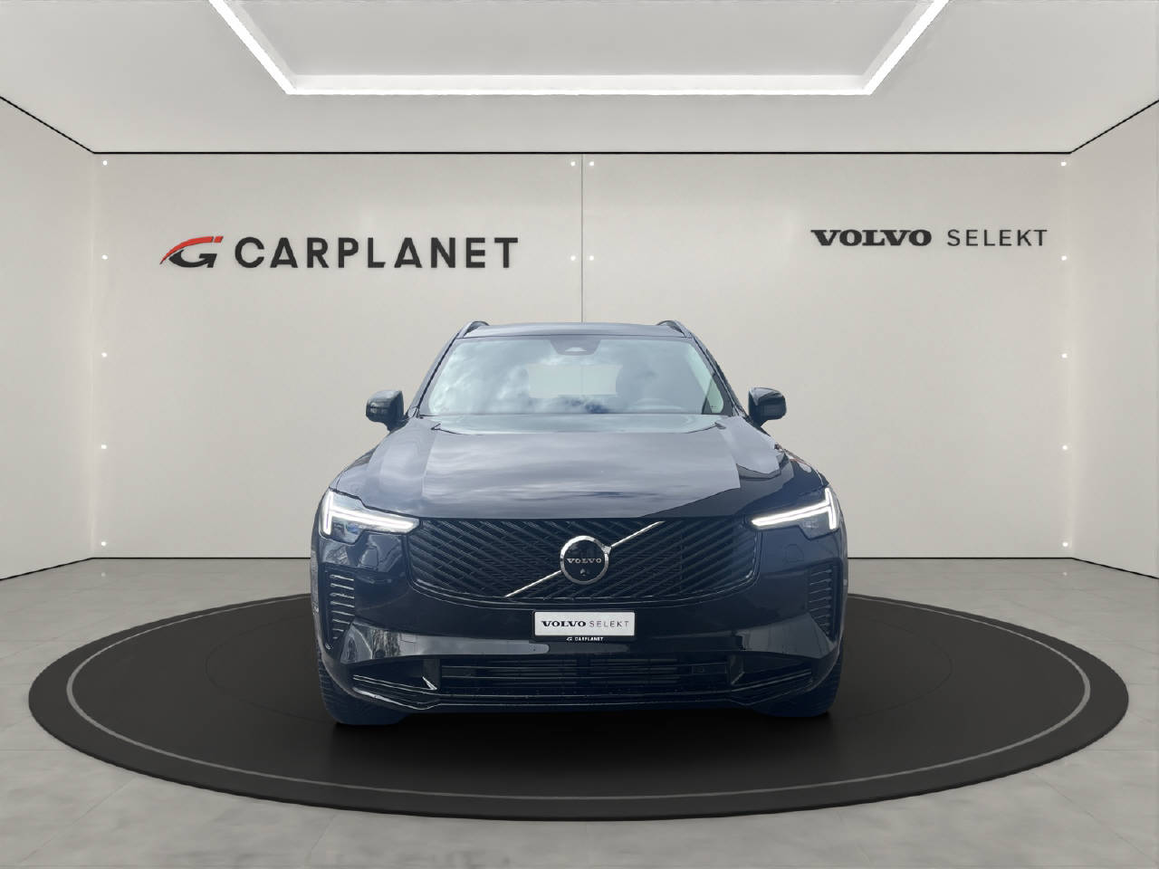 VOLVO XC90 2.0 T8 TE Plus Dark eAWD-showroom-element-3