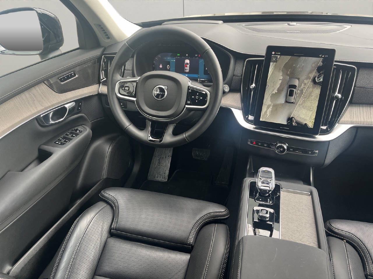 VOLVO XC90 2.0 T8 TE Plus Dark eAWD-image-11