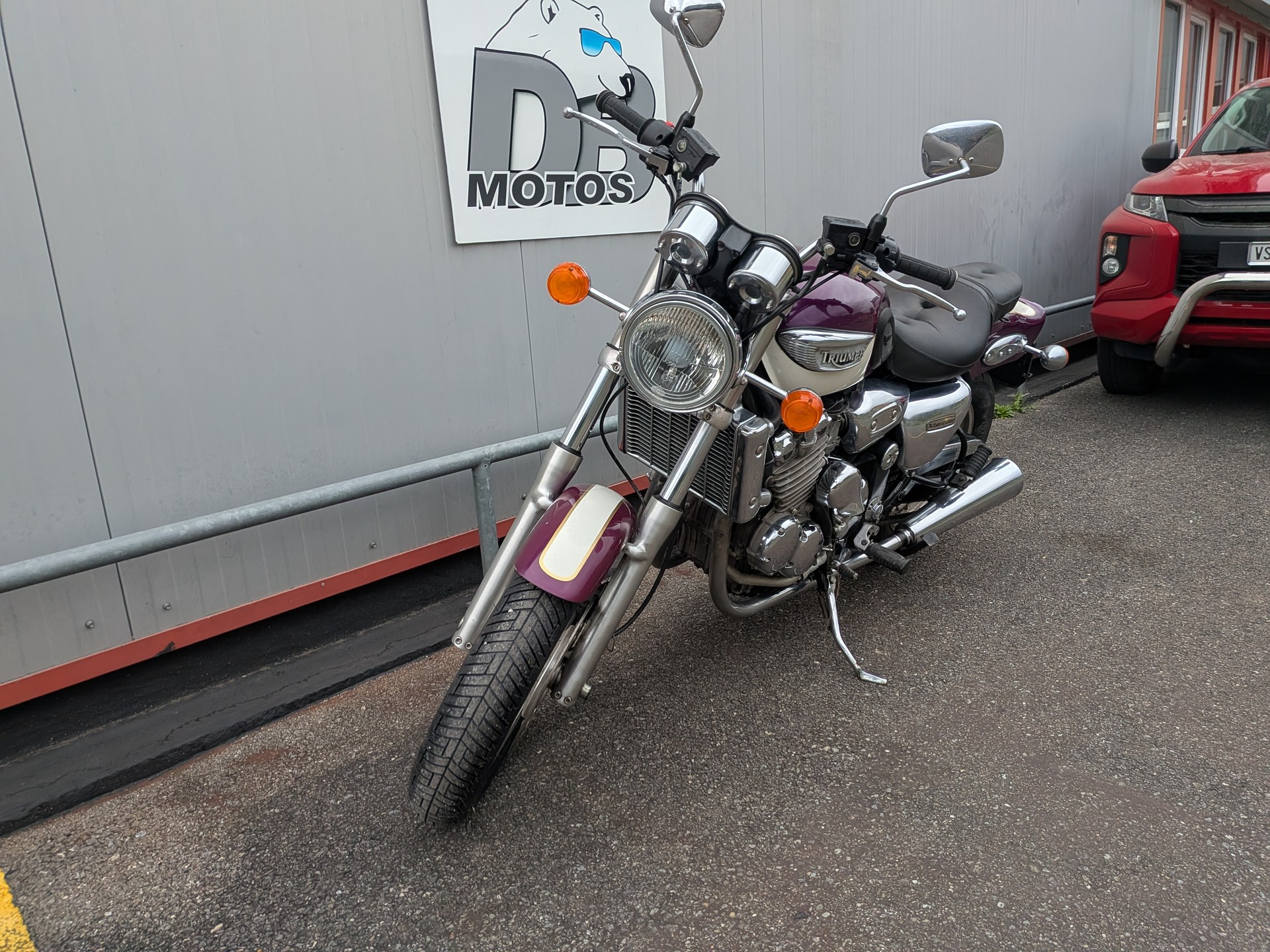 TRIUMPH Adventurer 900-image-4