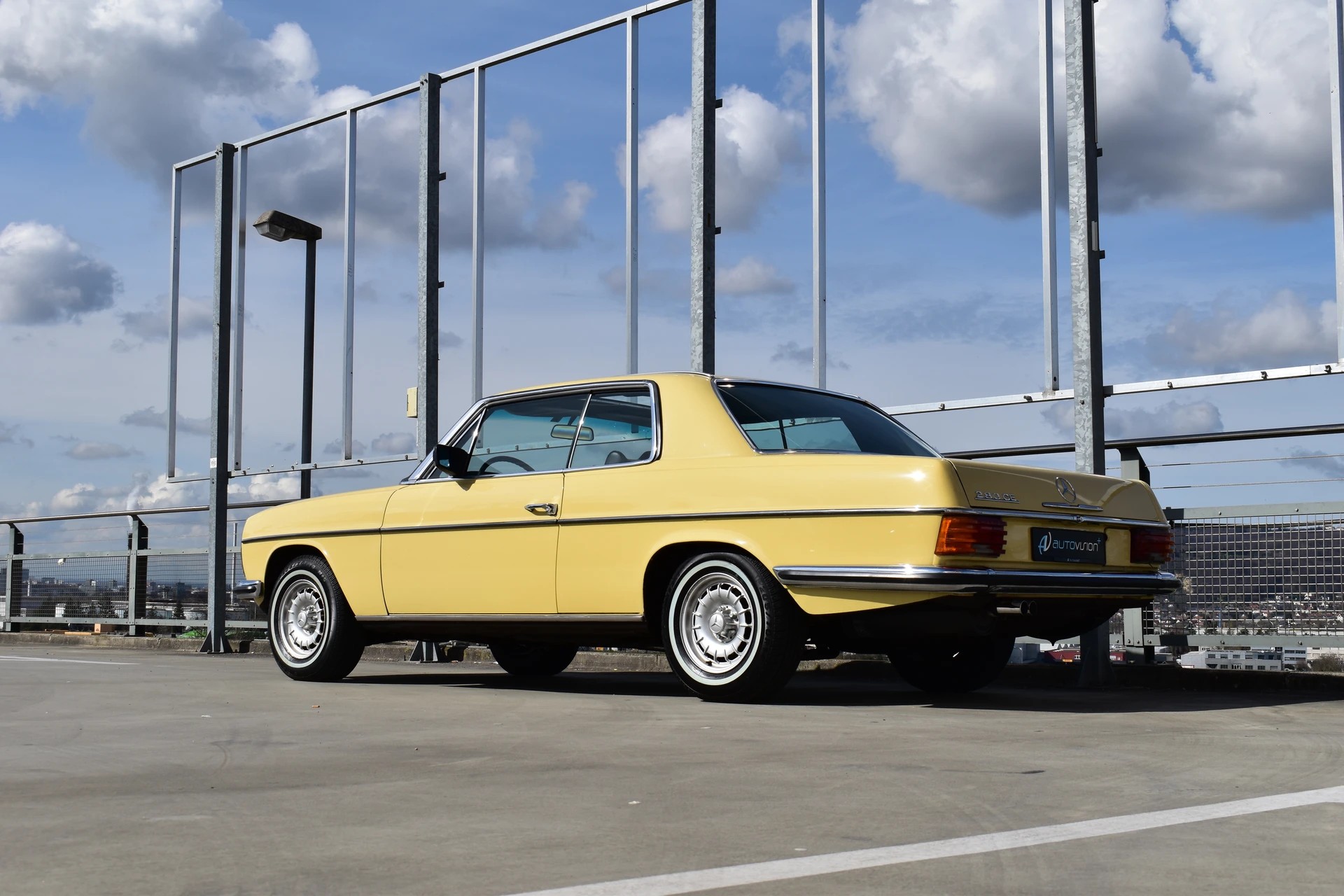MERCEDES-BENZ 280 CE AUTOMATIK l 188 PS-image-15