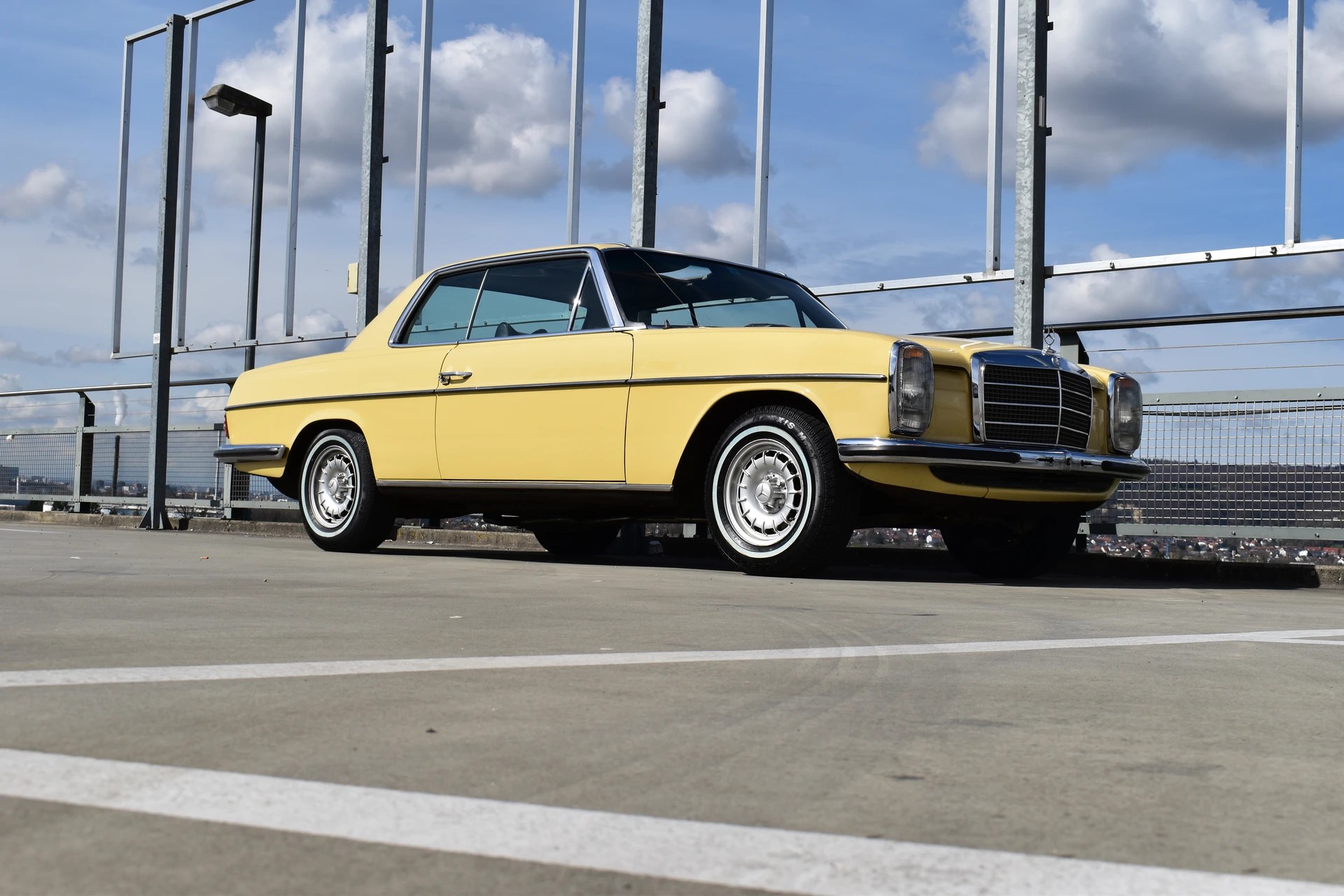MERCEDES-BENZ 280 CE AUTOMATIK l 188 PS-image-12