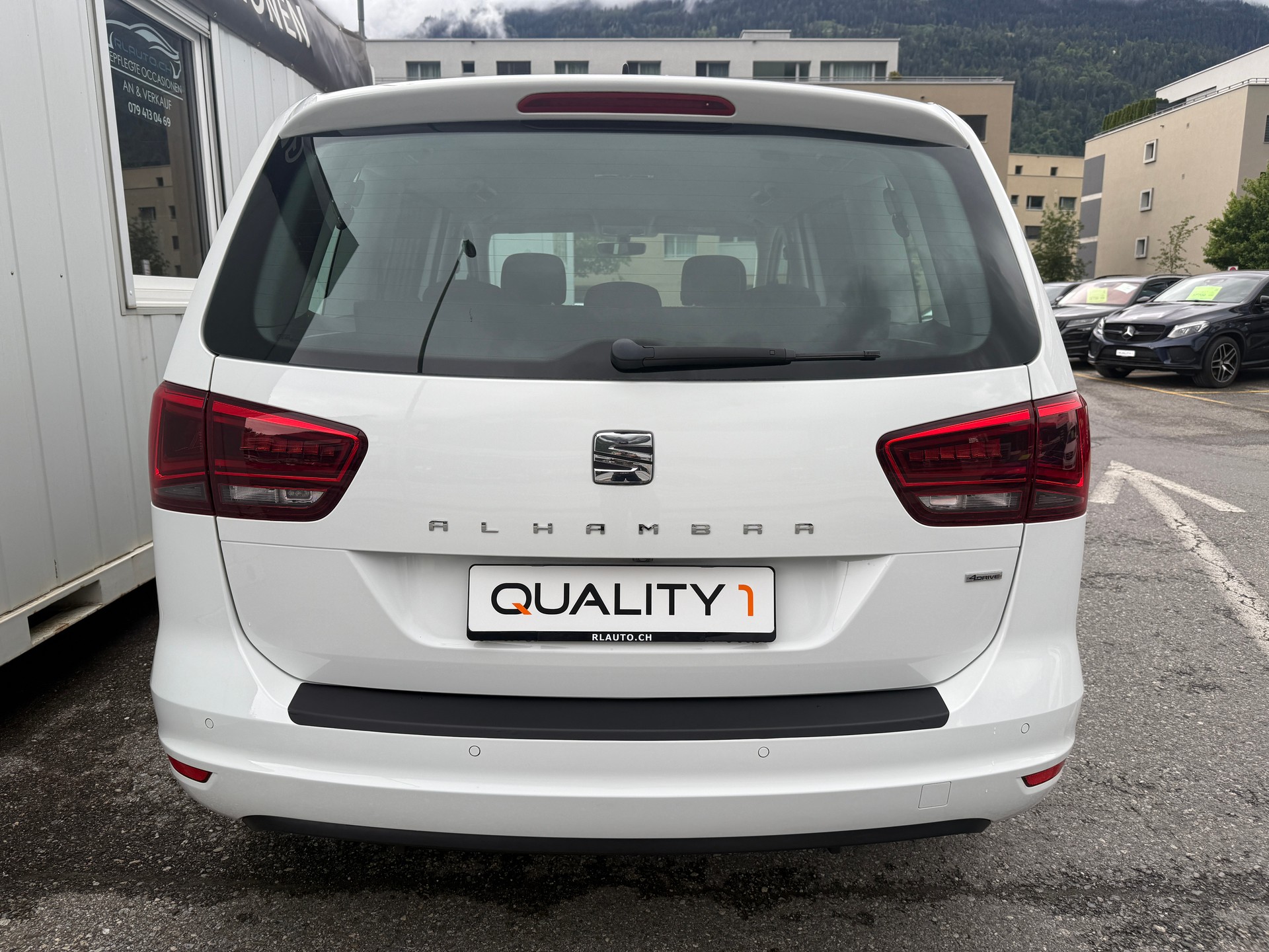 SEAT Alhambra 2.0 TDI Style 4Drive *TOPZUSTAND* MANUELL* 7 PLÄTZE*-image-4