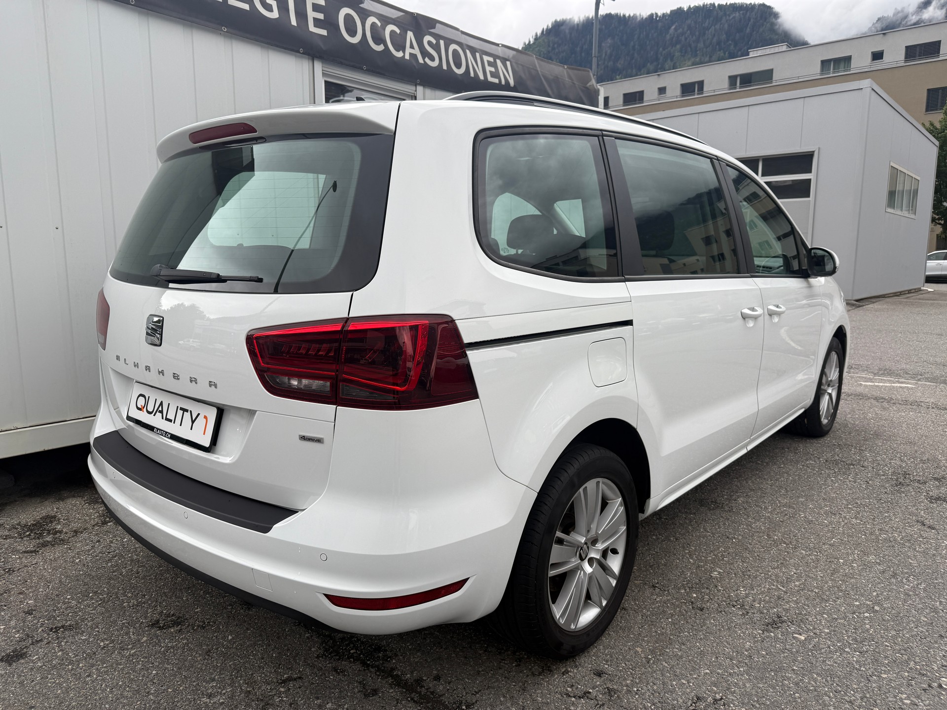 SEAT Alhambra 2.0 TDI Style 4Drive *TOPZUSTAND* MANUELL* 7 PLÄTZE*-showroom-element-3