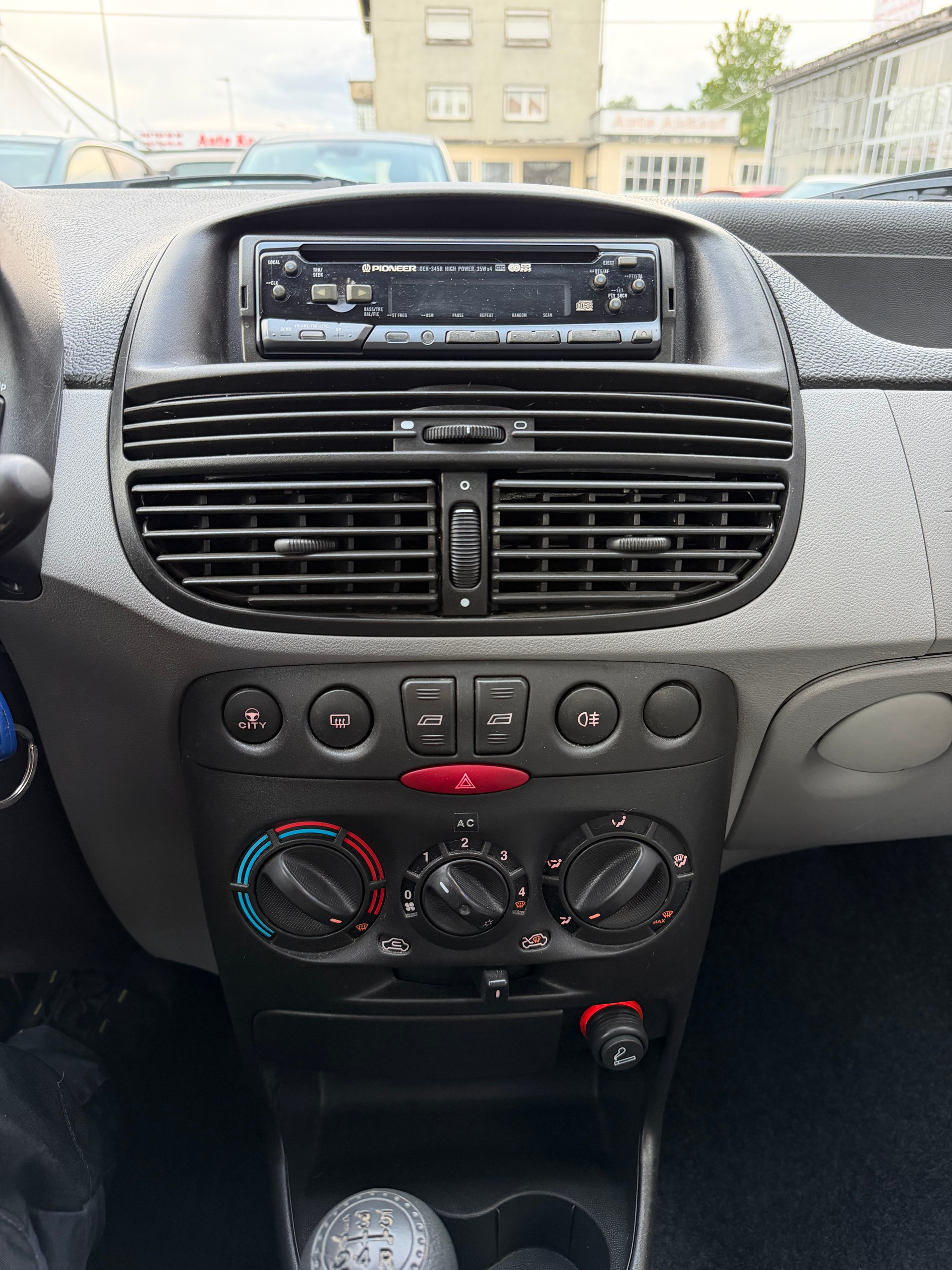 FIAT Punto 1.2 Active-image-16