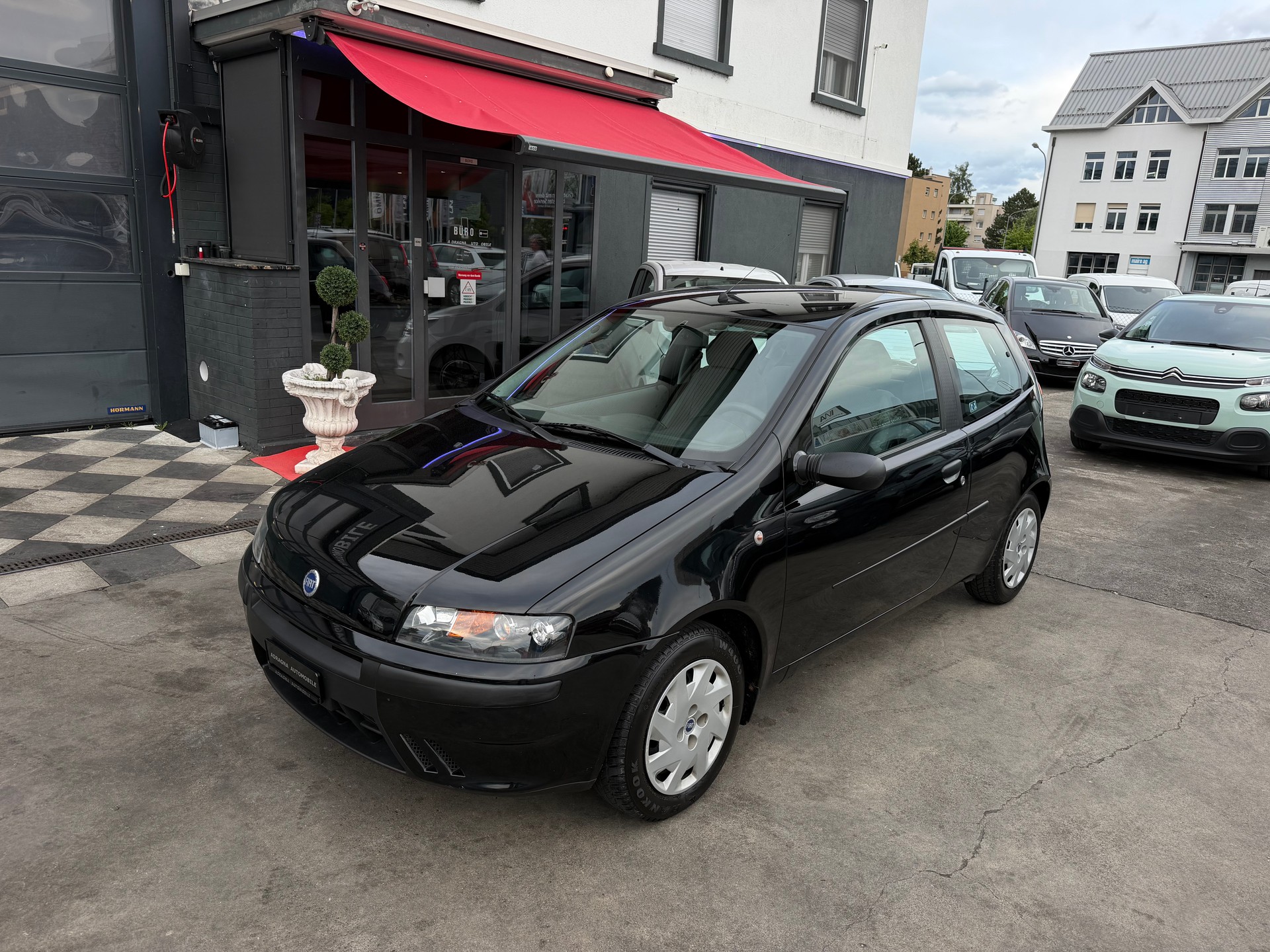 FIAT Punto 1.2 Active-showroom-element-2