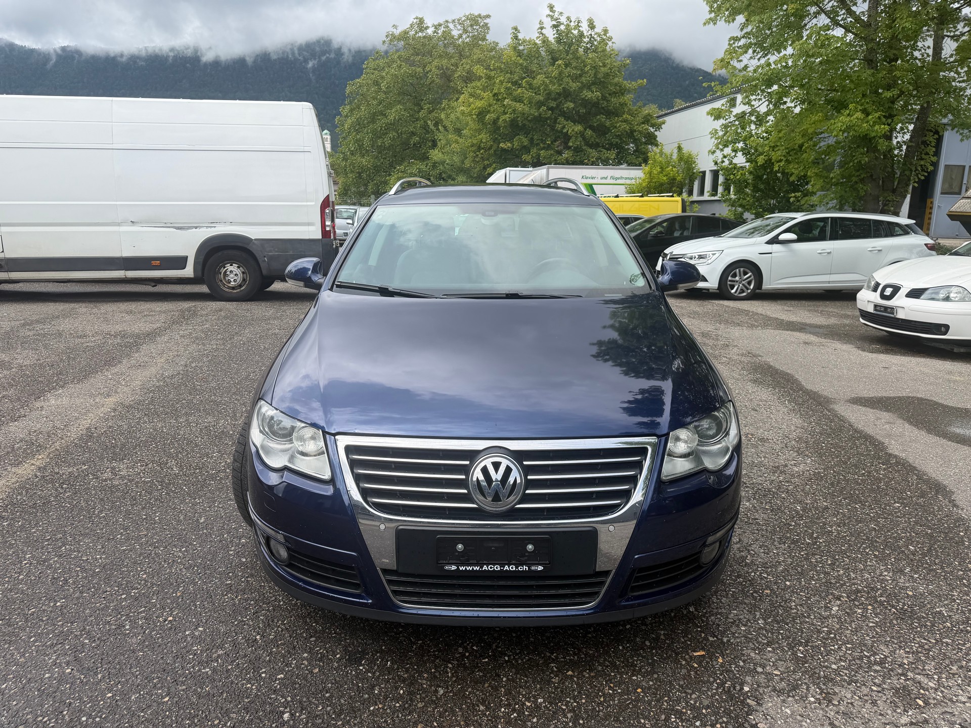 VW Passat Variant 2.0 TDI Highline DSG * Voll-Leder * Navigation * Xenon * PDC V&H * Tempomat * Letzte MFK 11.2024 * B5a-image-1