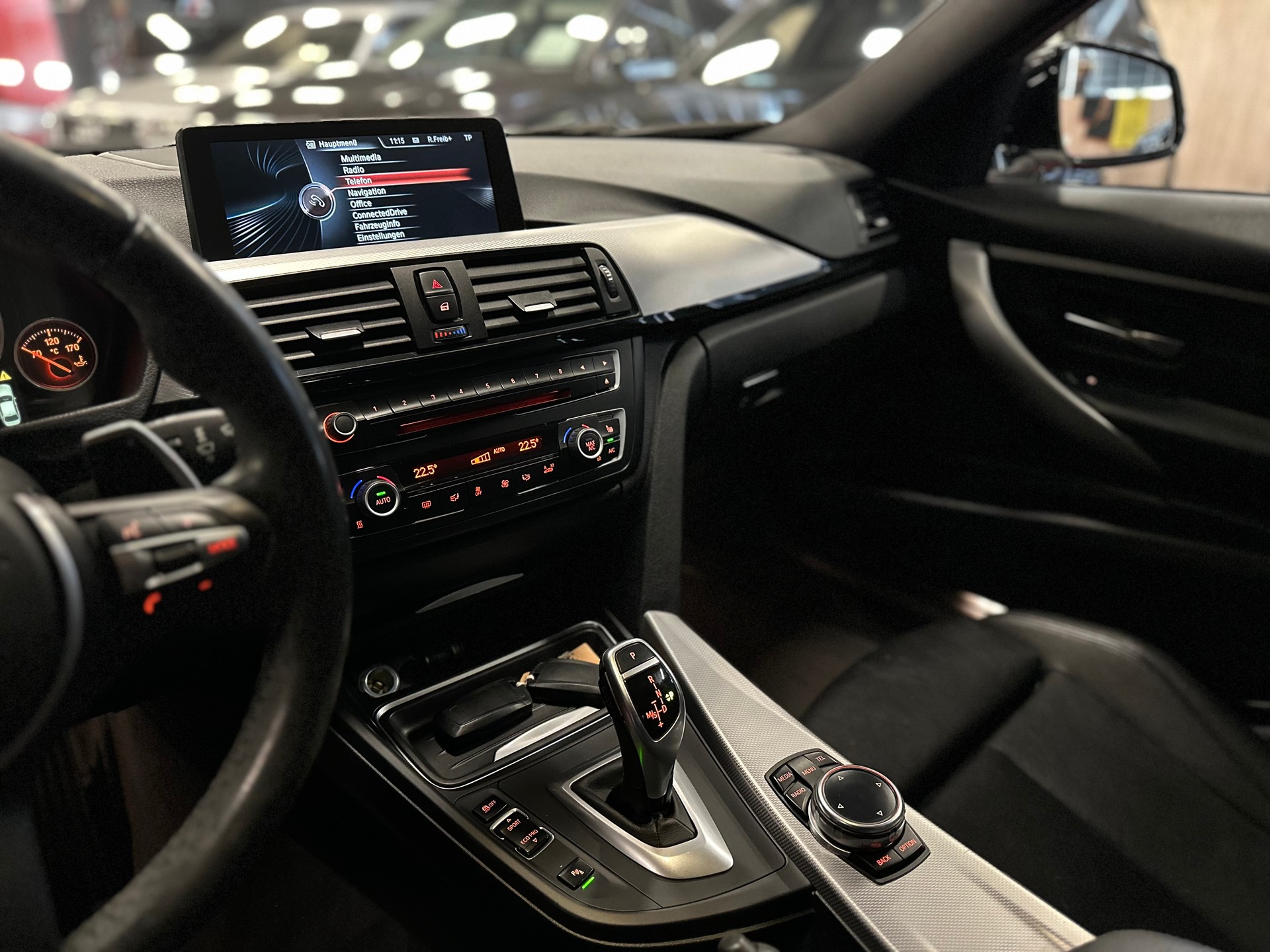 BMW 335i xDrive Steptronic-image-15