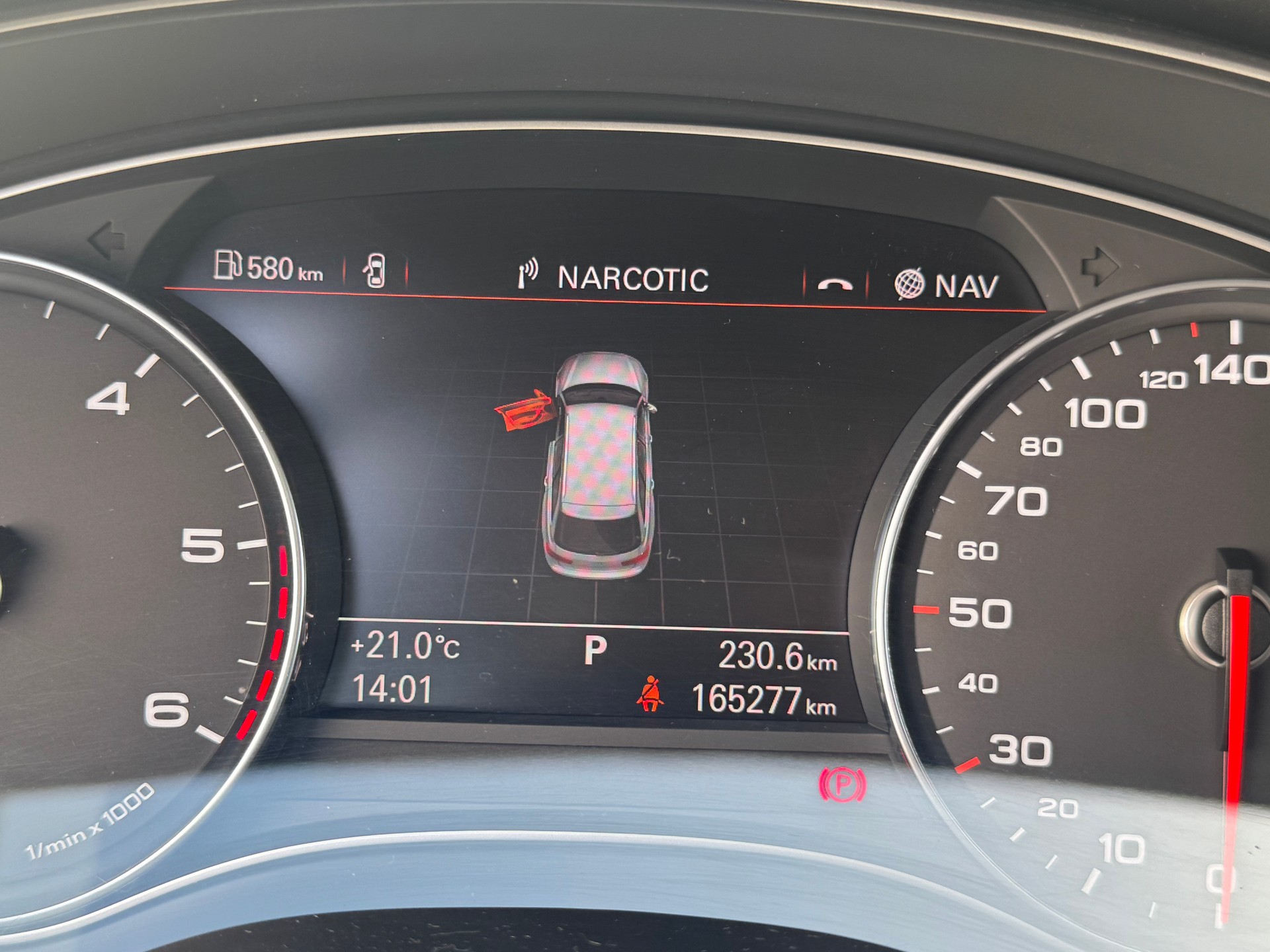 AUDI A6 Avant 3.0 TDI V6 clean diesel quattro S-tronic-image-19
