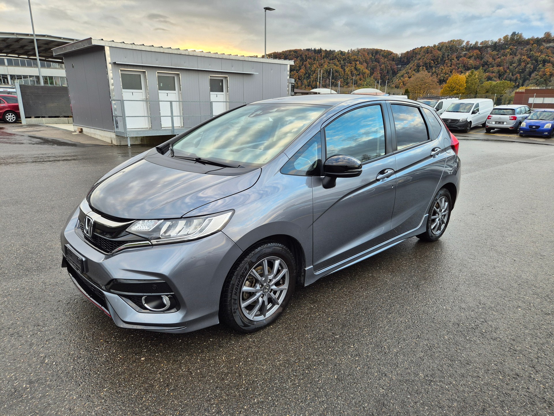 HONDA Jazz 1.5i-VTEC Dynamic-image-4