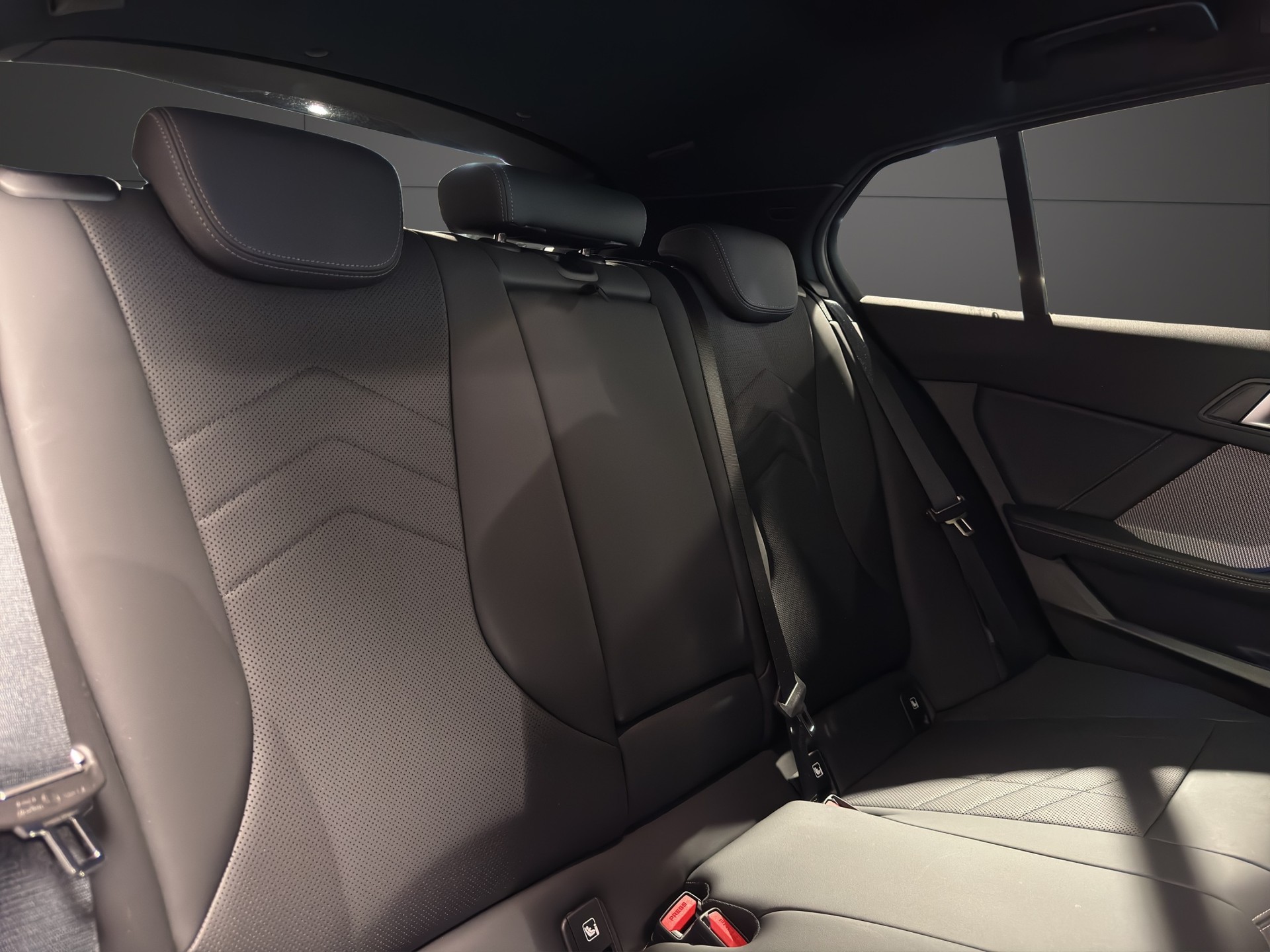 BMW 120d-image-16
