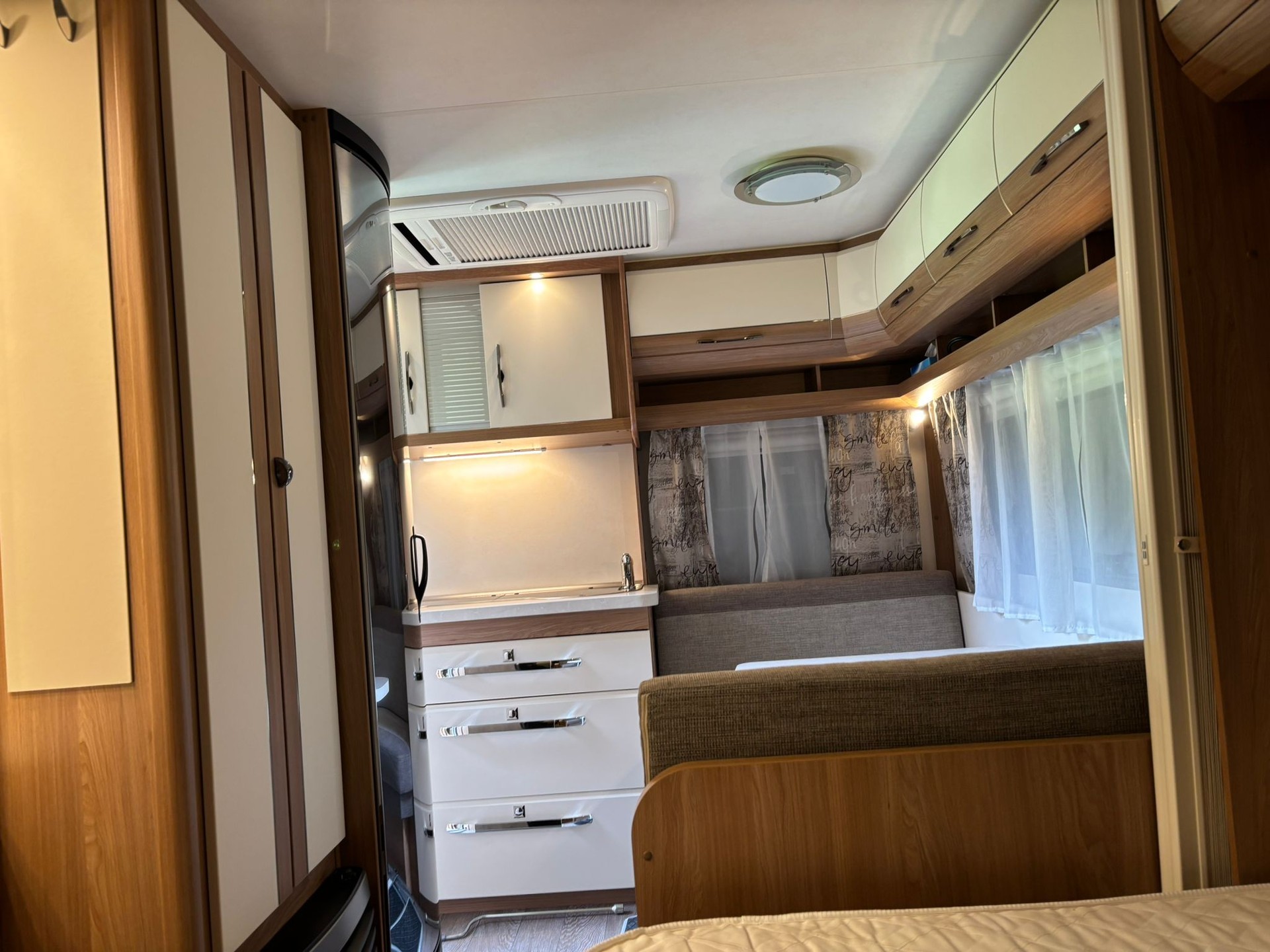 HOBBY 400 SFe De Luxe 2020-image-8