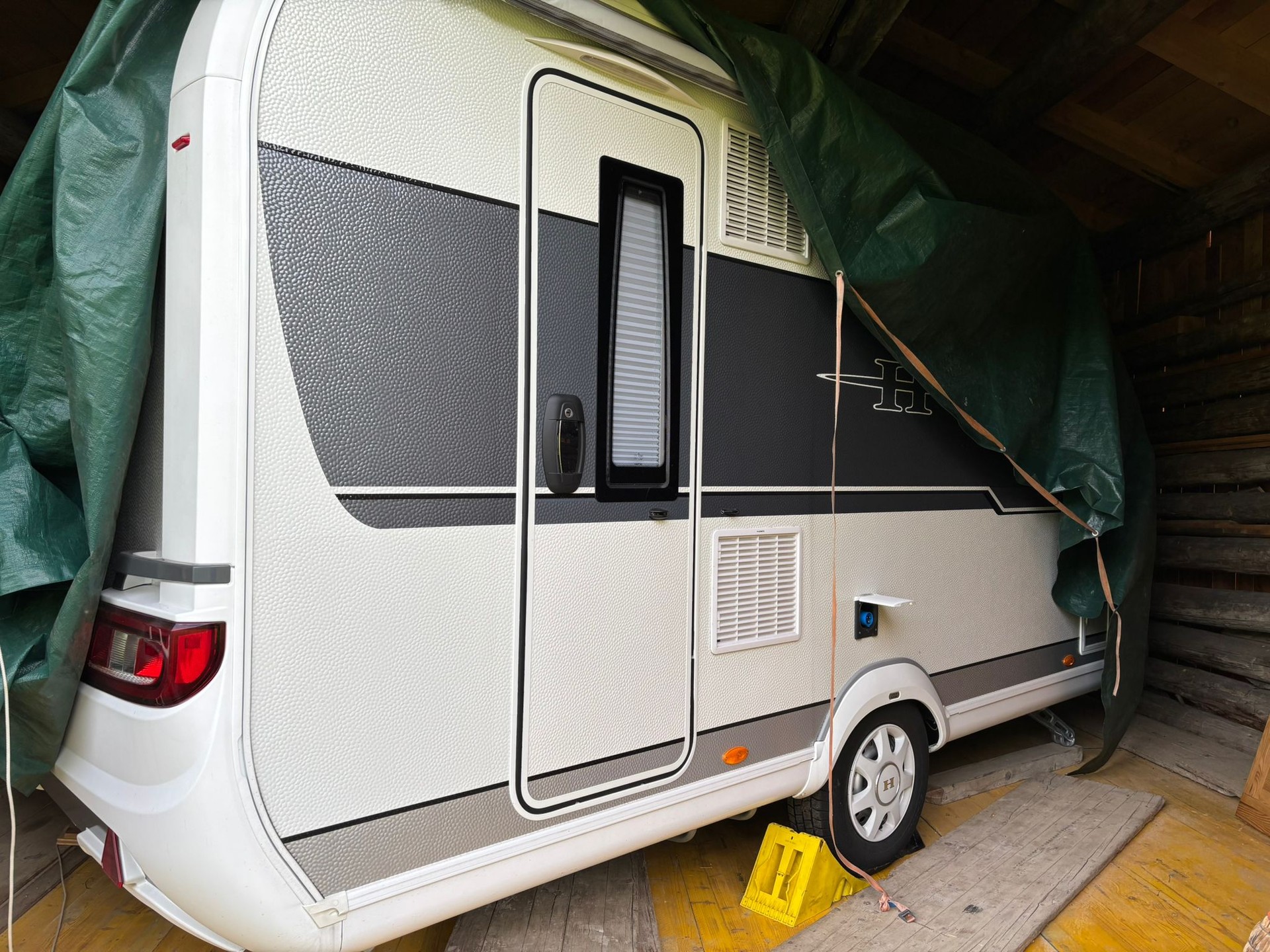 HOBBY 400 SFe De Luxe 2020-image-7