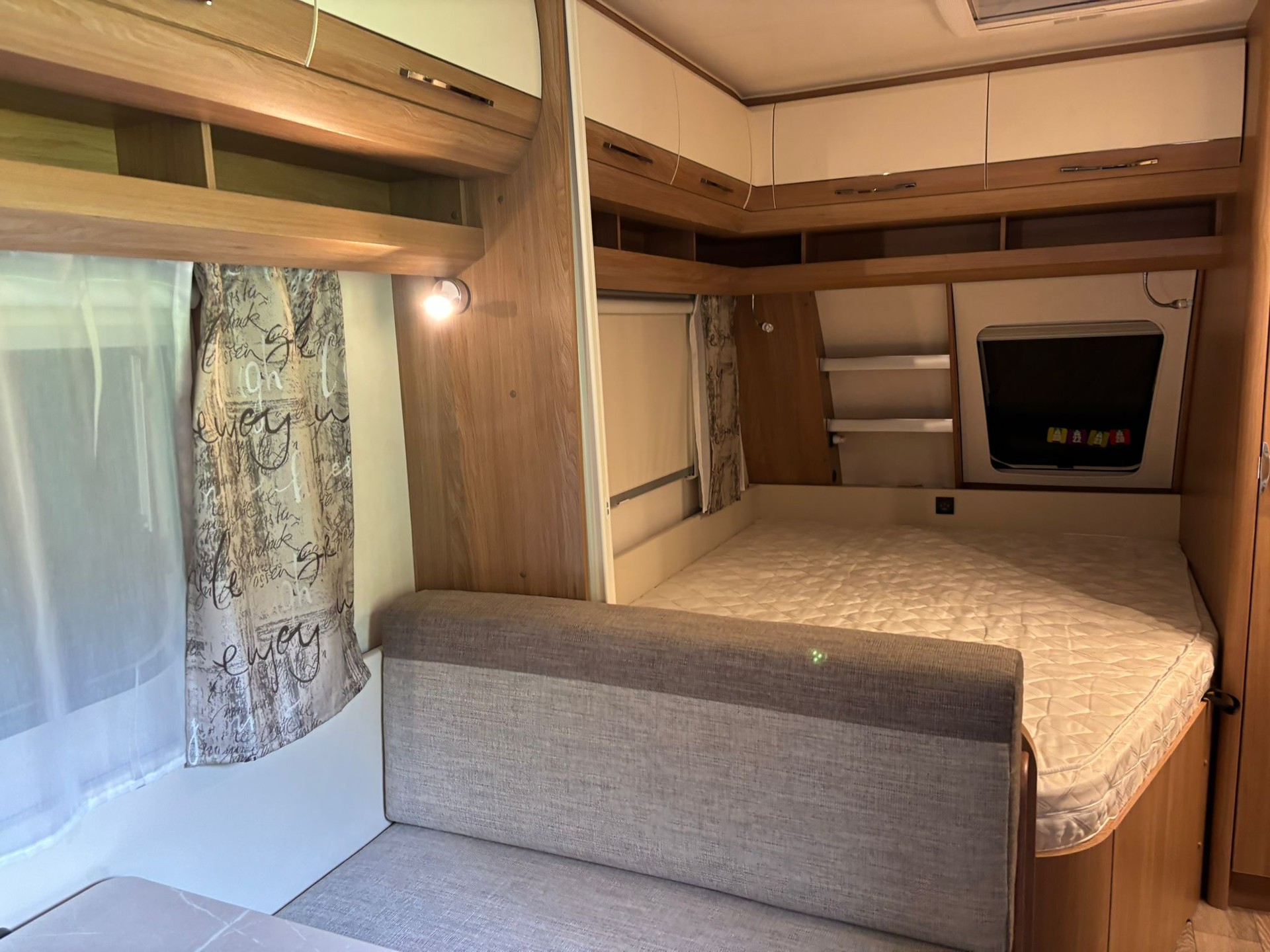 HOBBY 400 SFe De Luxe 2020-image-12