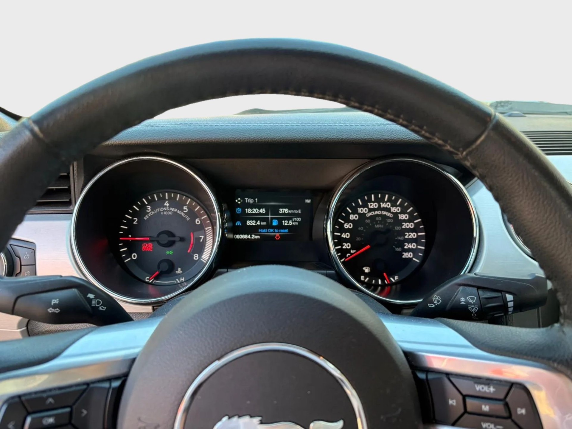 FORD Mustang Fastback 5.0 V8 GT-image-4
