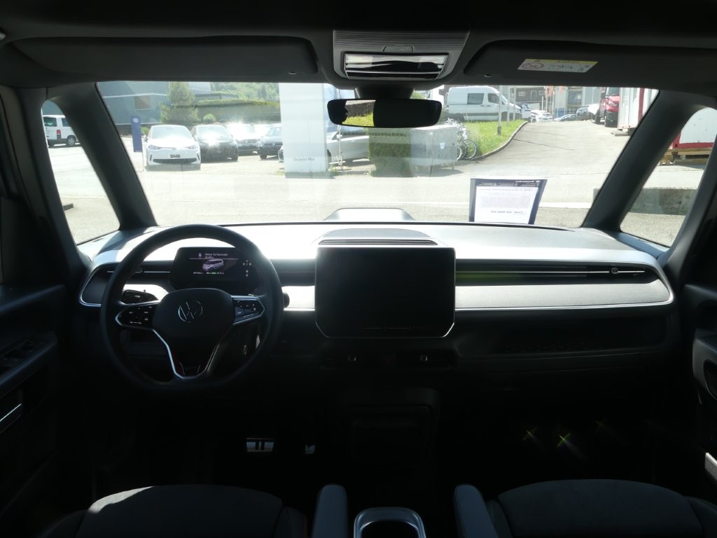 VW ID.Buzz LWB GTX 4 Motion-image-8