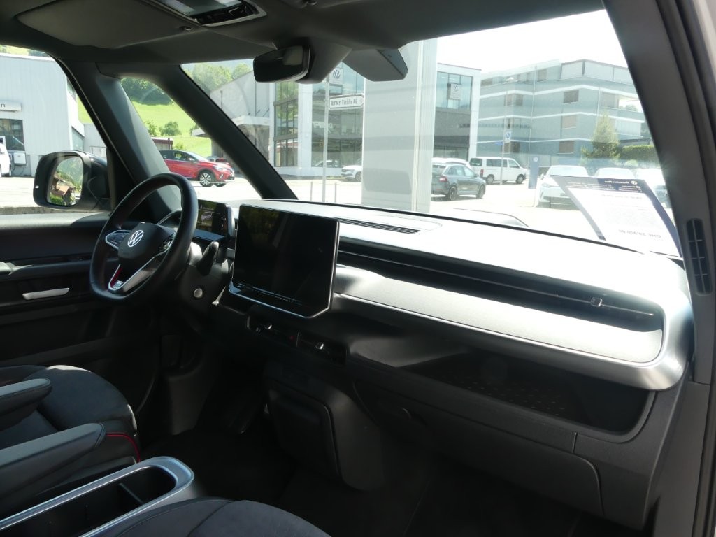 VW ID.Buzz LWB GTX 4 Motion-image-9