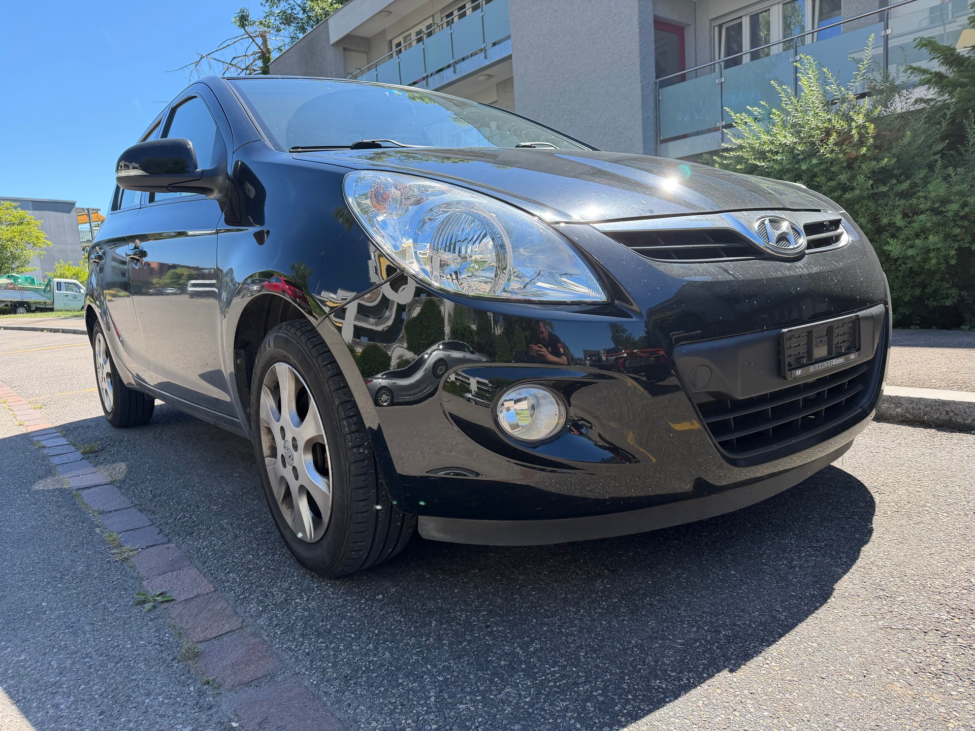 HYUNDAI i20 1.4 Style-image-1