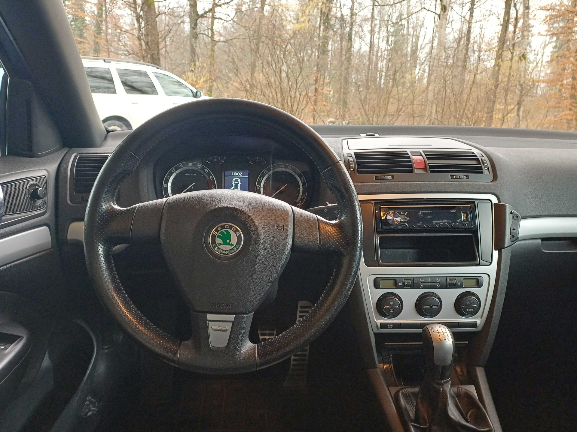 SKODA Octavia 2.0 TDI RS-image-5