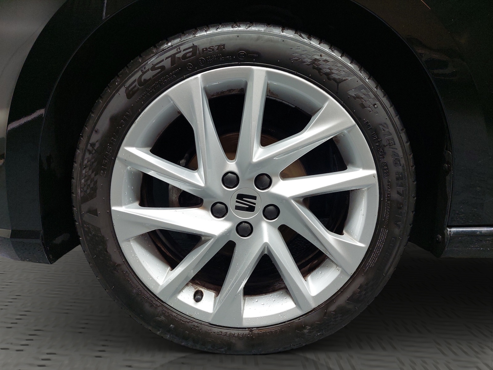 SEAT Ibiza 1.0 MPI Reference-image-11