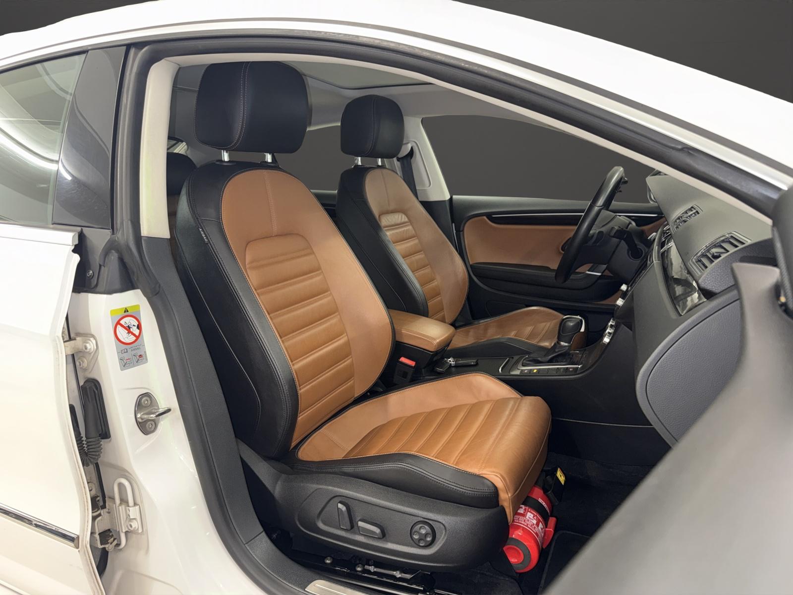 VW Passat Variant 3.6 FSI Highline 4Motion DSG-image-7