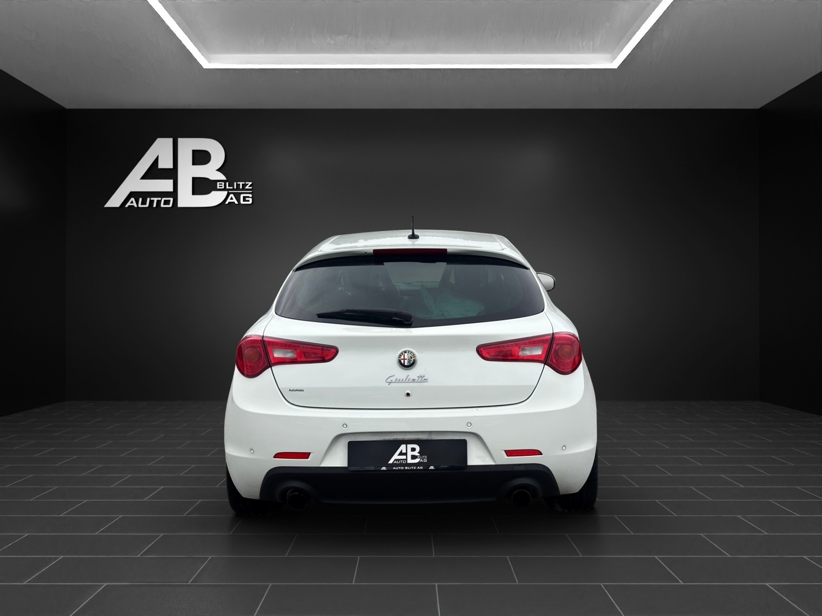 ALFA ROMEO Giulietta 1750 TBi Quadrifoglio Verde TCT mit 241 PS-showroom-element-3