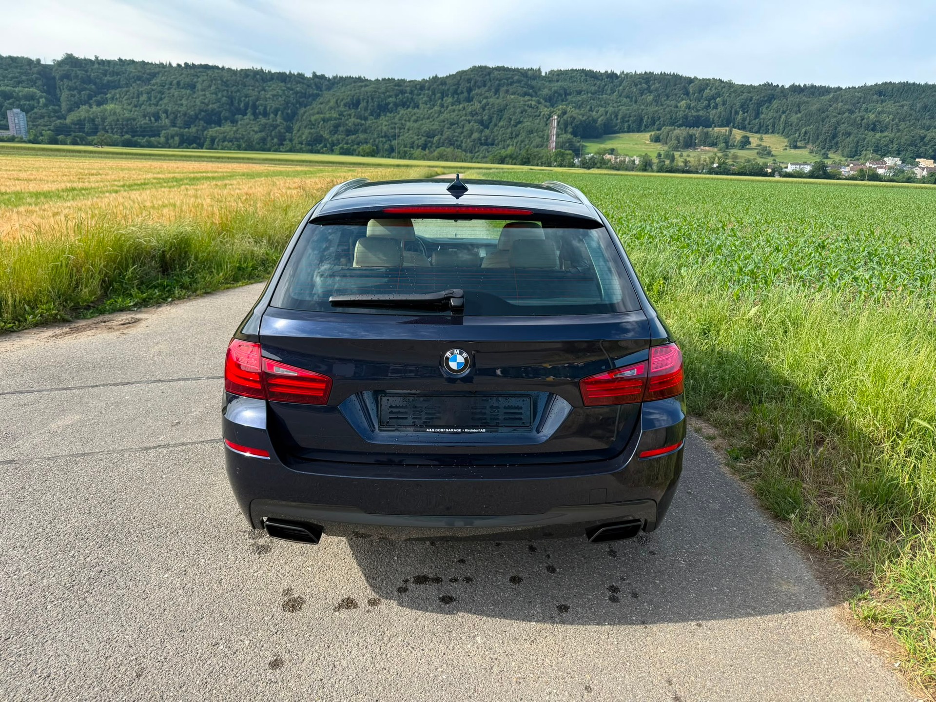 BMW M550d Touring xDrive Steptronic-image-3
