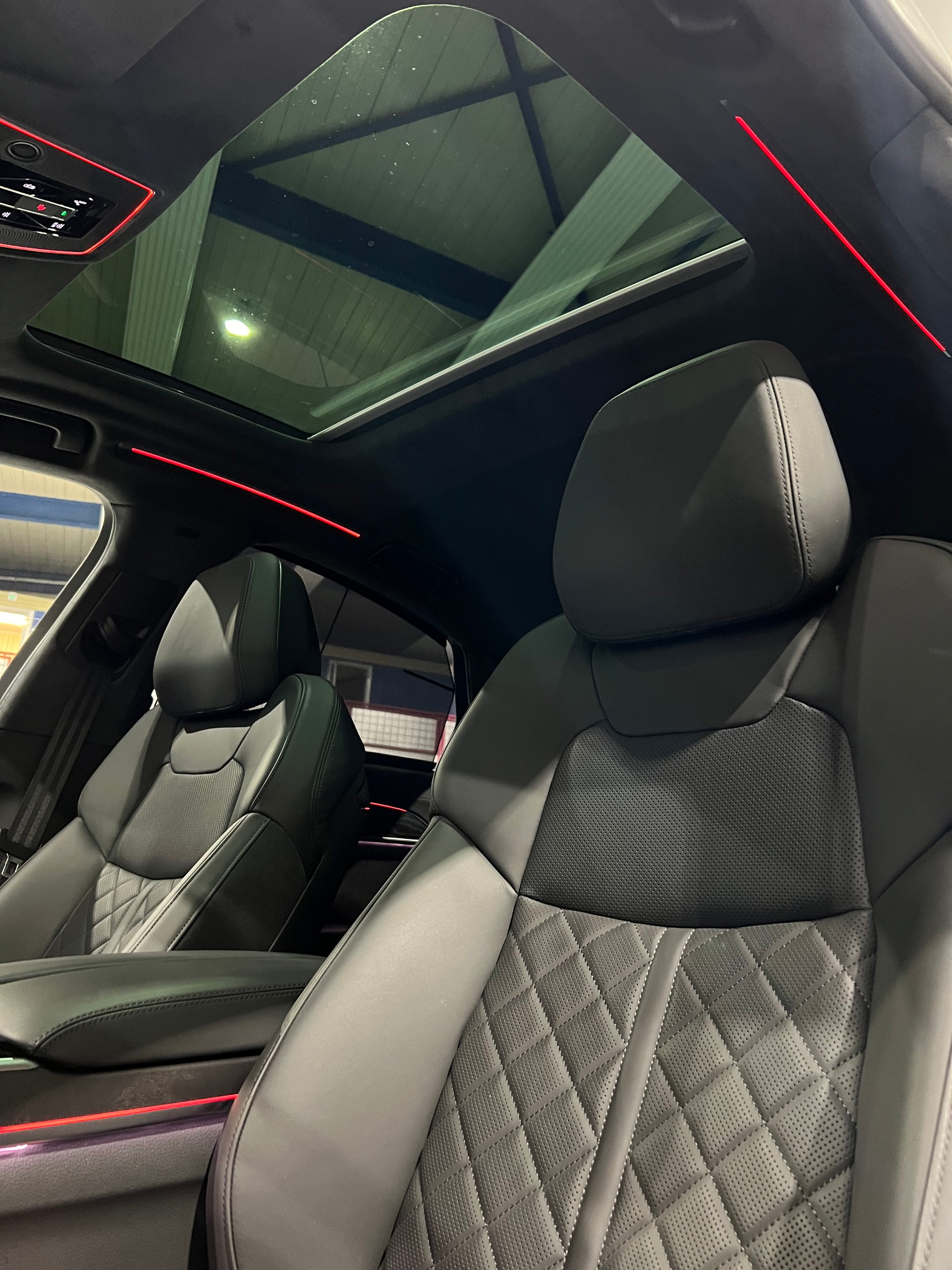 AUDI A8 50 TDI qu**S-Sportsitze,5-Jahre Werksgarantie,Optikpaket,Panodach**Np CHF 186'000.-**-image-9