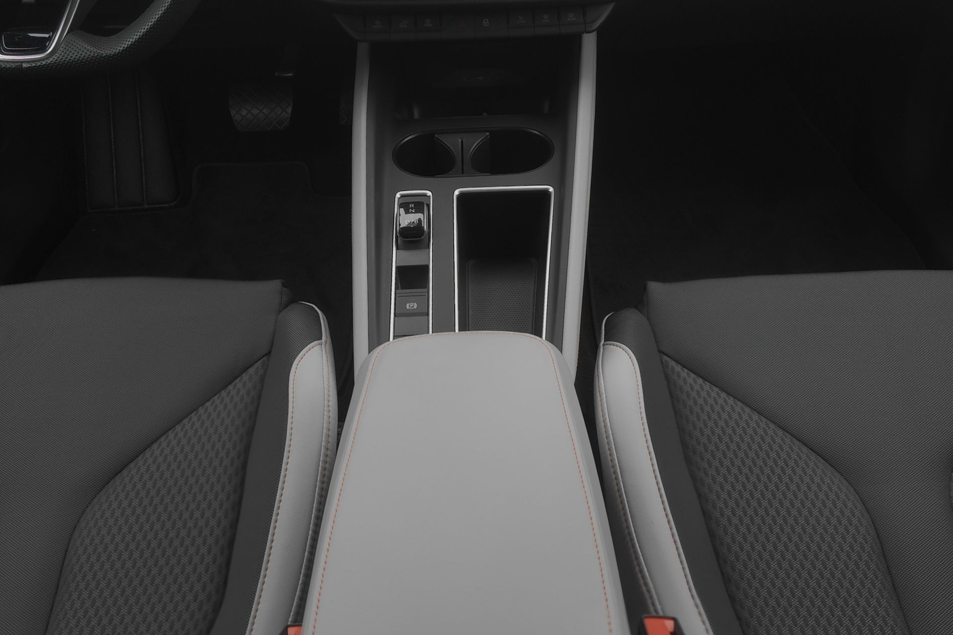 SKODA Elroq 85 *AHK schwenkbar* *Vollausstattung*-image-10