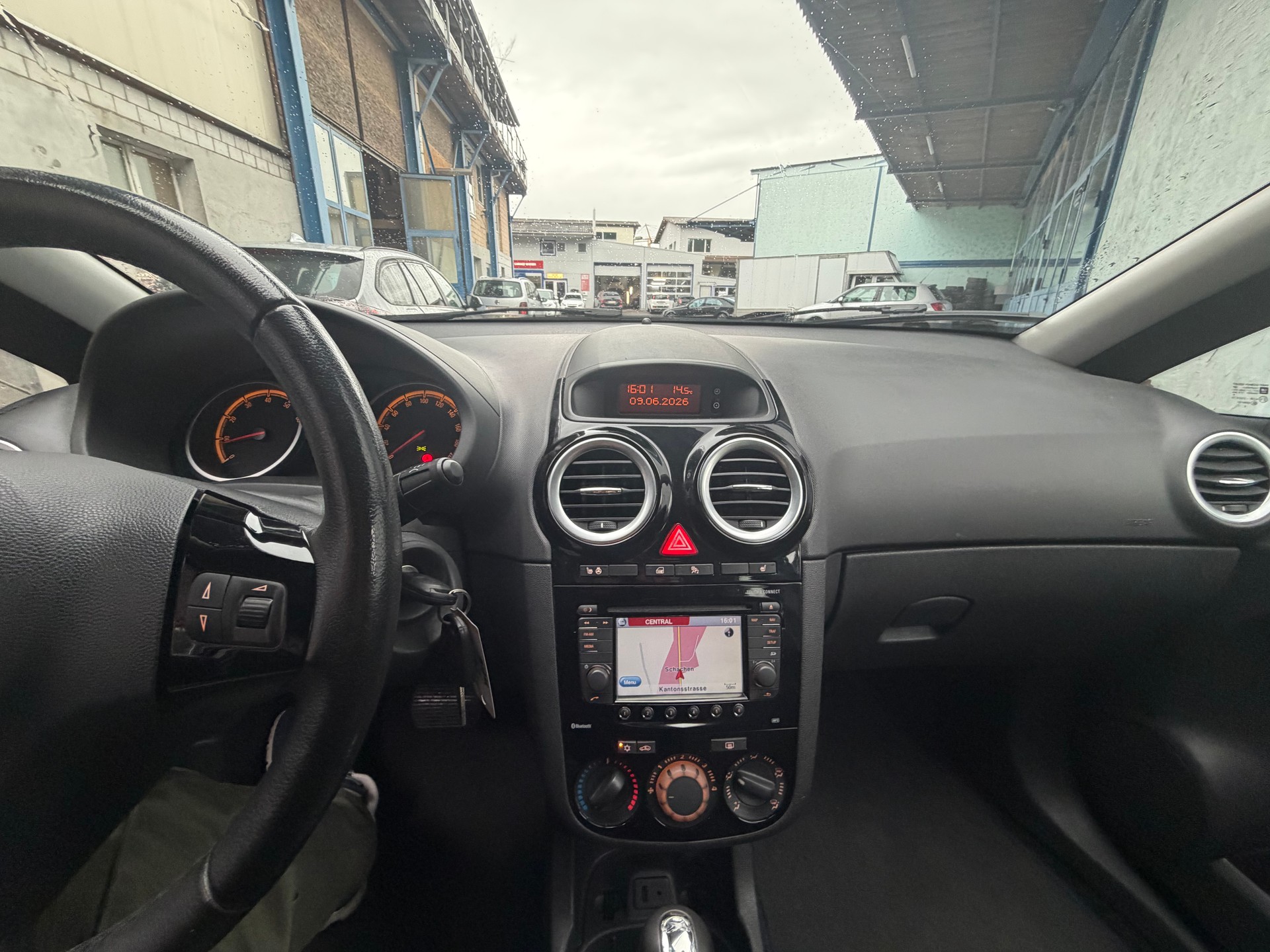 OPEL Corsa 1.4 TP Color Edition Automatic-image-3