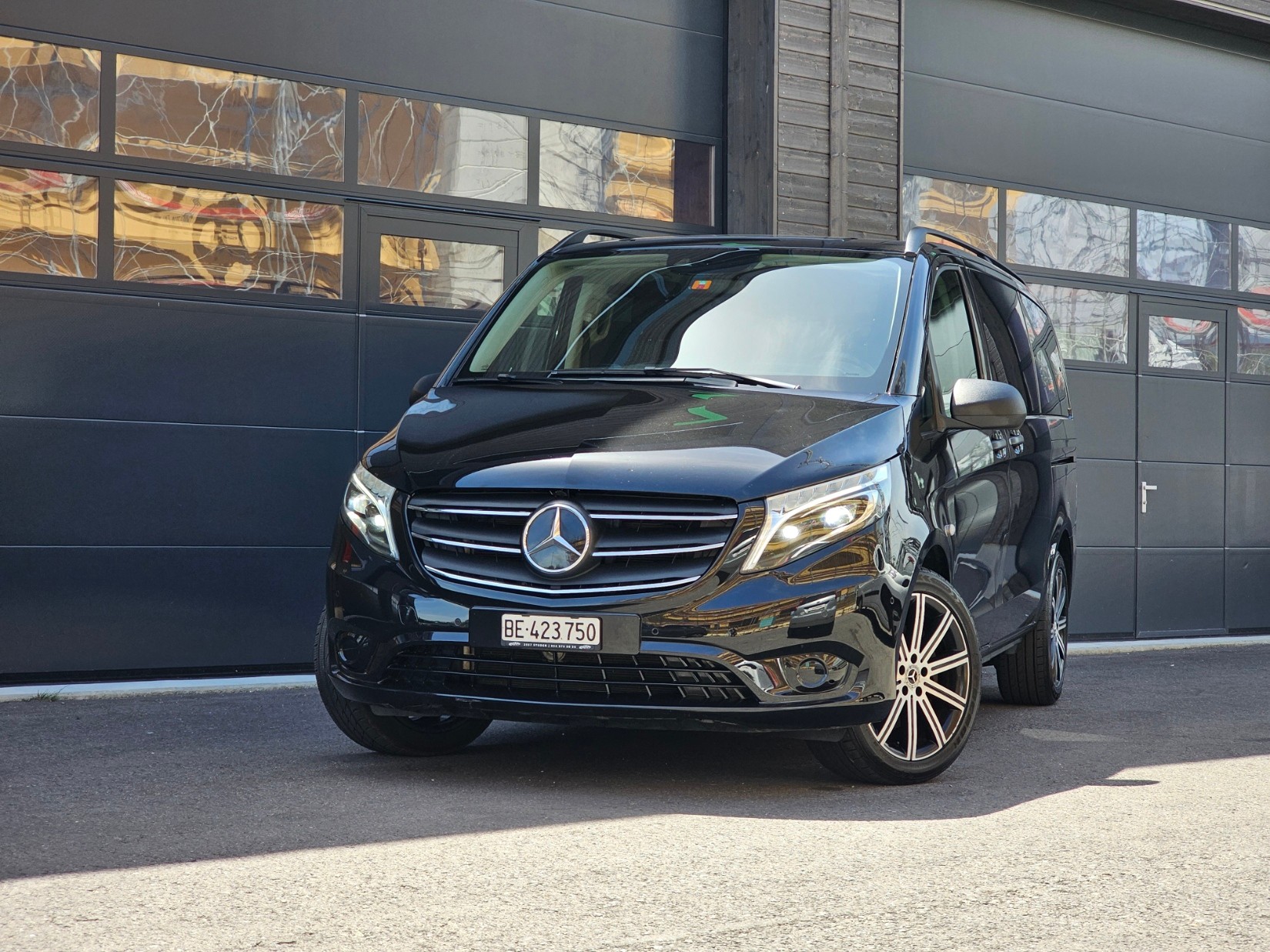 MERCEDES-BENZ Vito 124 CDI Select Tourer 4Matic 9G-Tronic