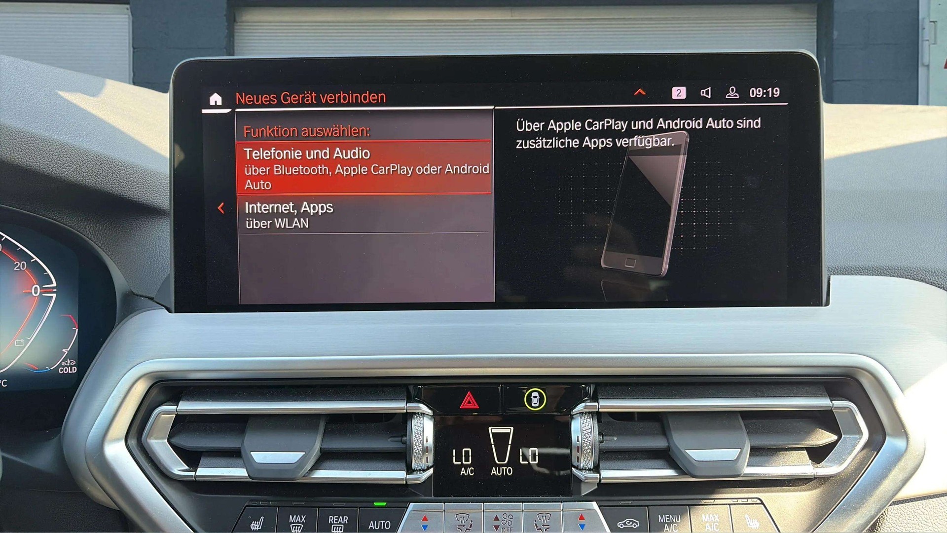 BMW X4 xDrive 48V 30d M Sport Steptronic mit AHK & Head-Up Display-image-18