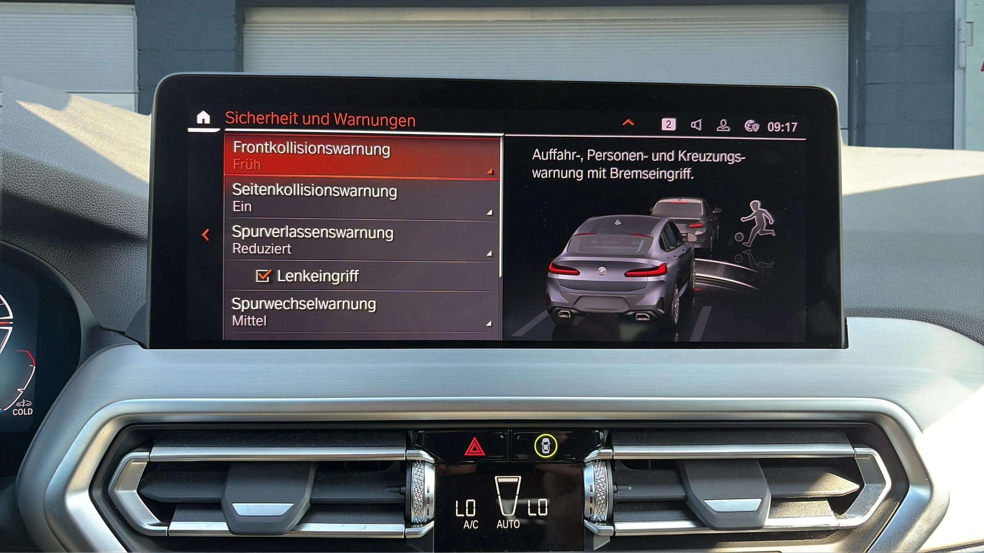 BMW X4 xDrive 48V 30d M Sport Steptronic mit AHK & Head-Up Display-image-21