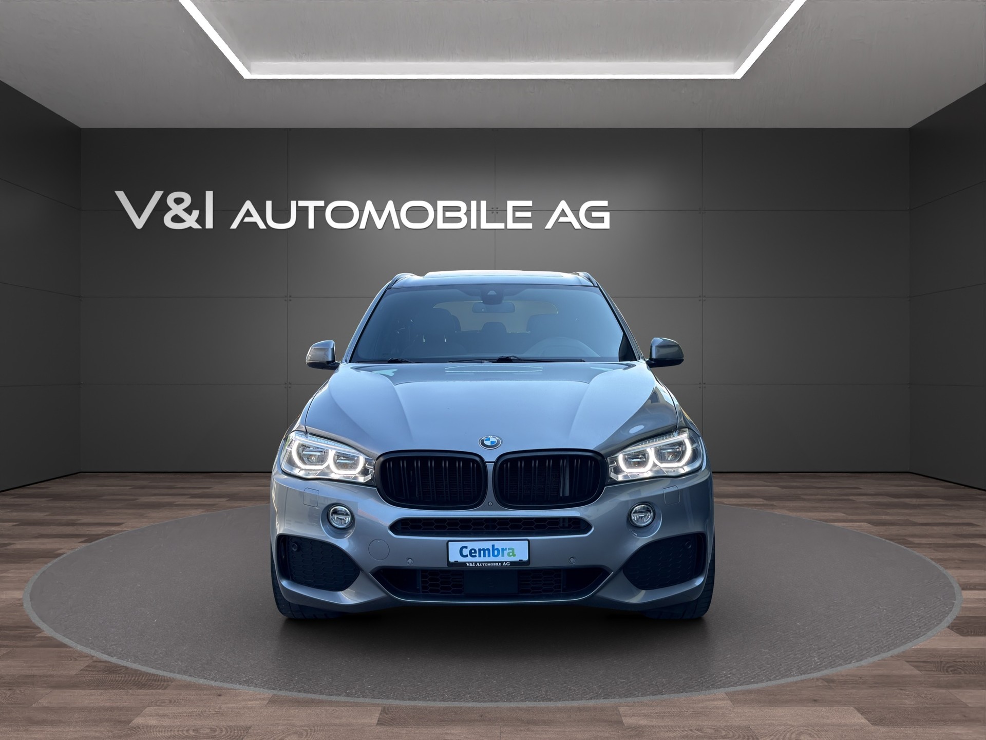 BMW X5 xDrive 30d Steptronic M Sport-showroom-element-2