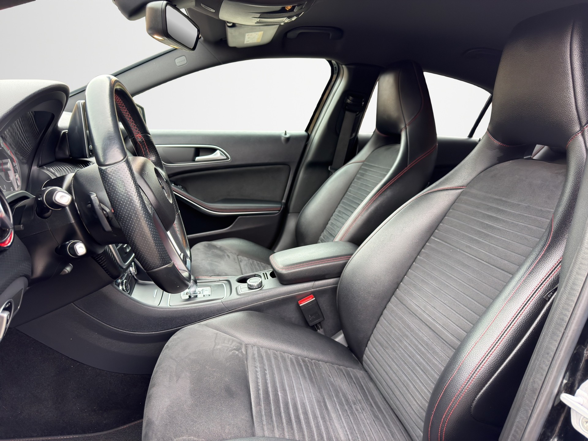 MERCEDES-BENZ A 45 AMG 4Matic Speedshift 7G-DCT-image-7