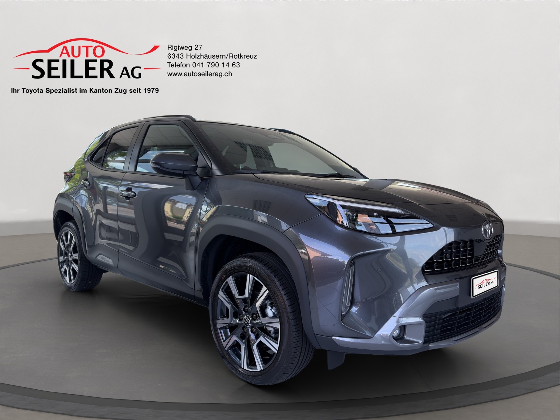 TOYOTA Yaris Cross 1.5 Premium AWDi e-CVT-showroom-element-1