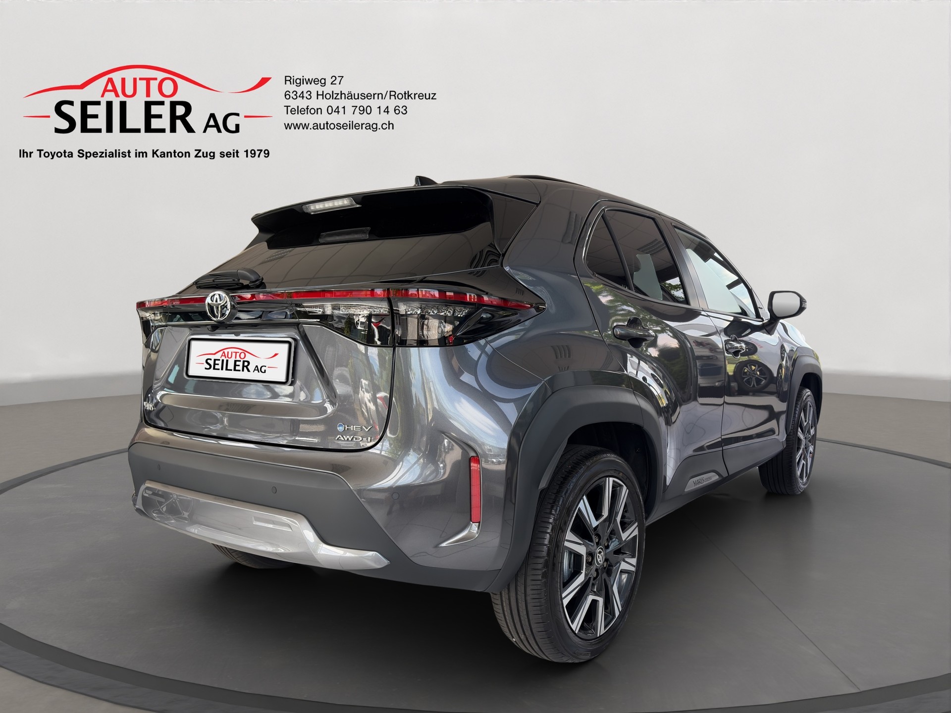 TOYOTA Yaris Cross 1.5 Premium AWDi e-CVT-showroom-element-3