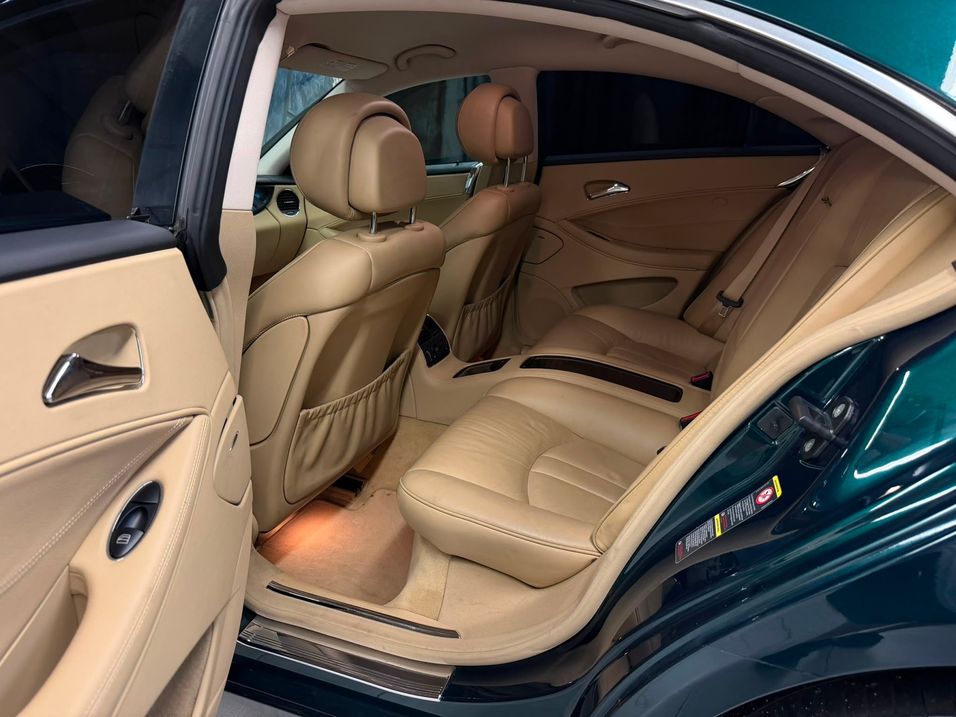 MERCEDES-BENZ CLS 350 7G-Tronic-image-13