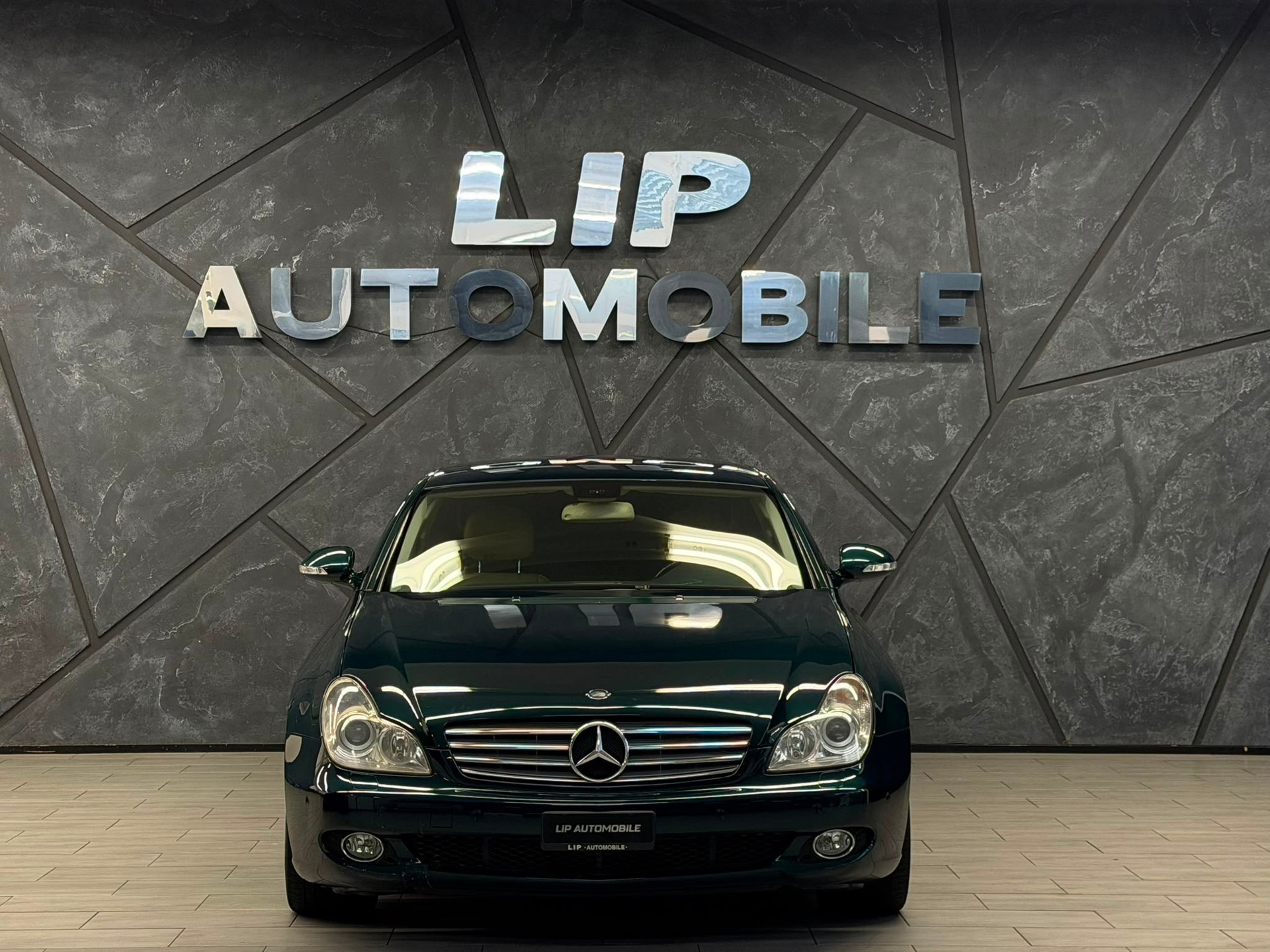 MERCEDES-BENZ CLS 350 7G-Tronic-showroom-element-1