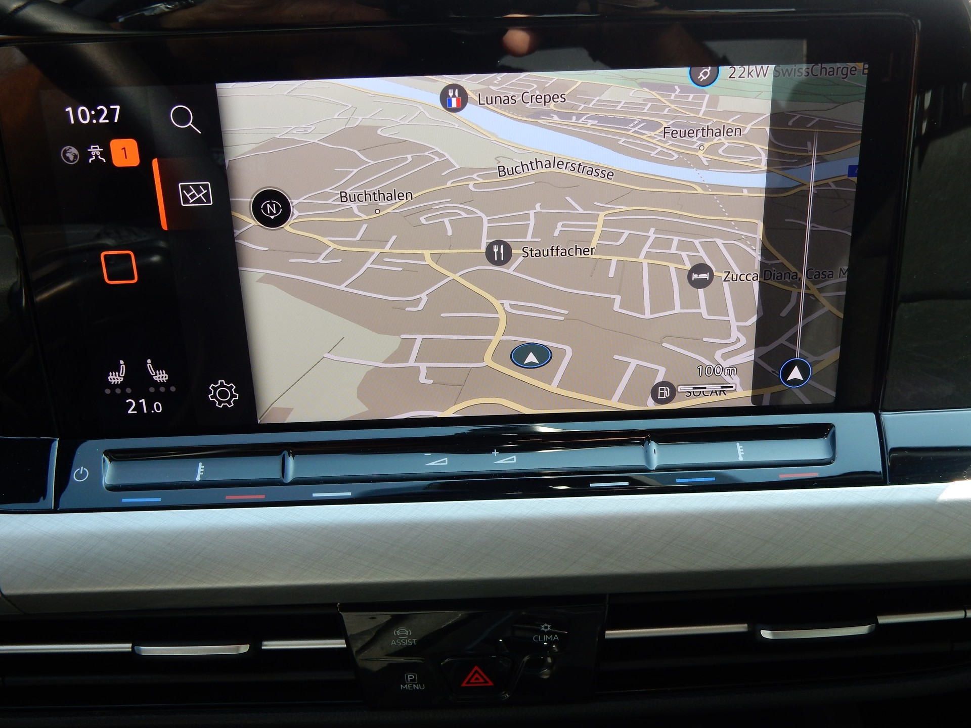 VW Golf Variant 1.5 eTSI mHEV Life-image-13