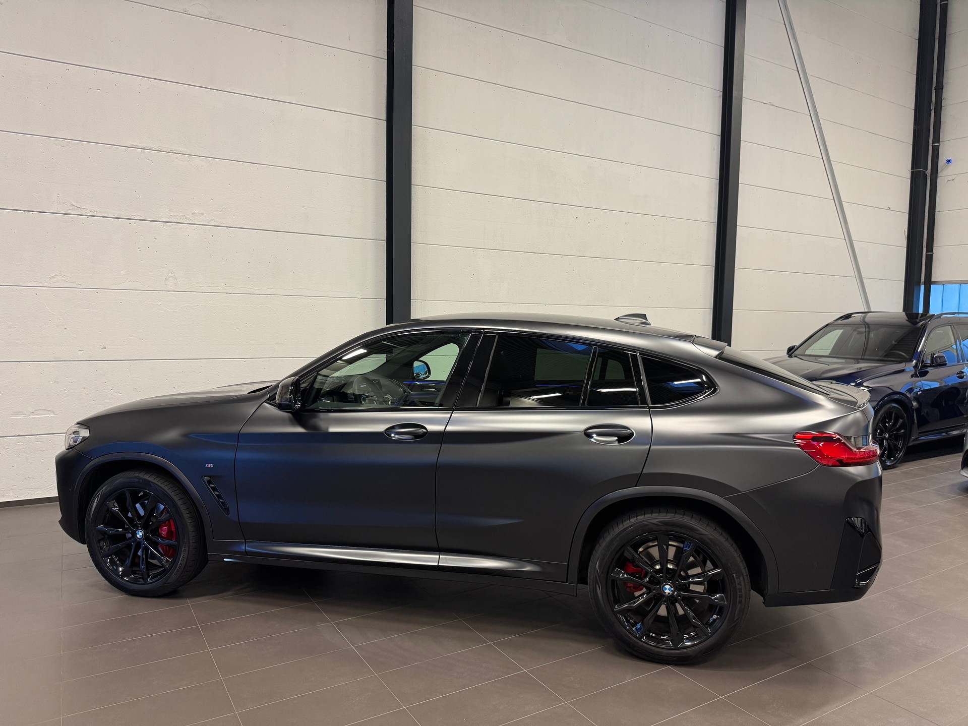 BMW X4 xDrive 48V 20d M Sport Edition Steptronic-image-11