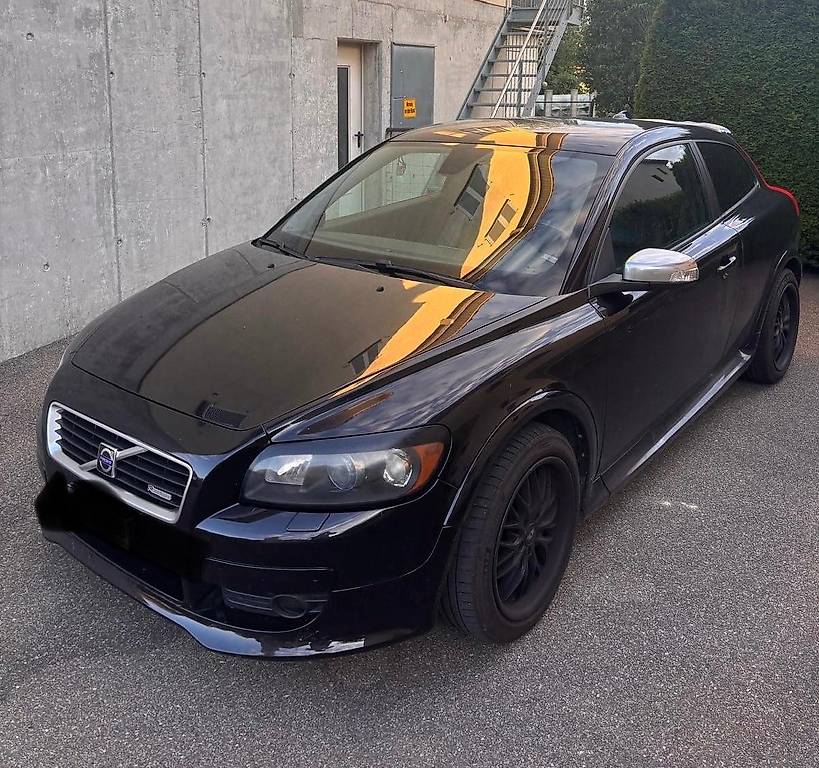 VOLVO C30 2.5 20V T5 Summum R-Design