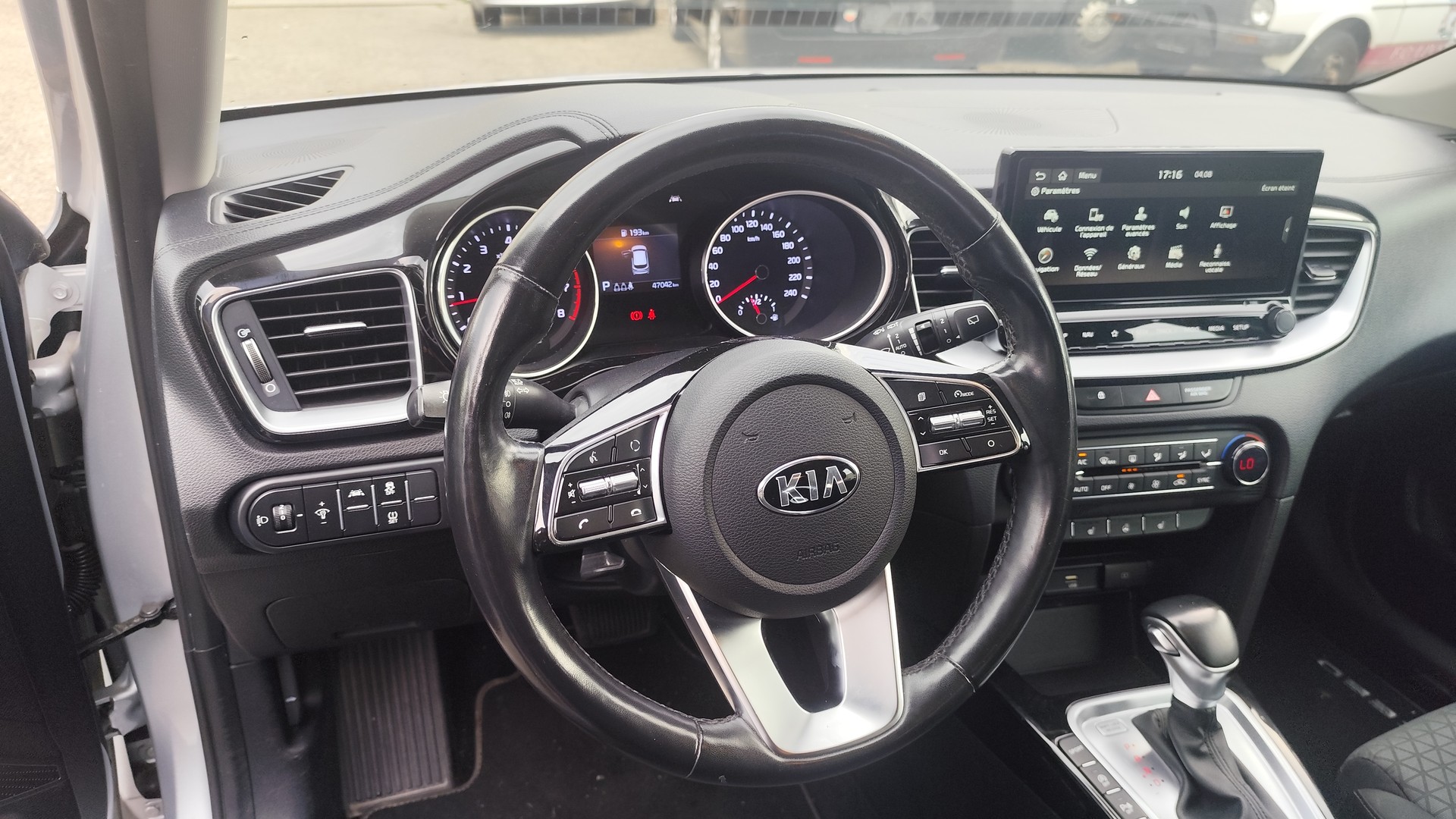 KIA Ceed 1.4 T-GDi Power 2020 DCT-image-13
