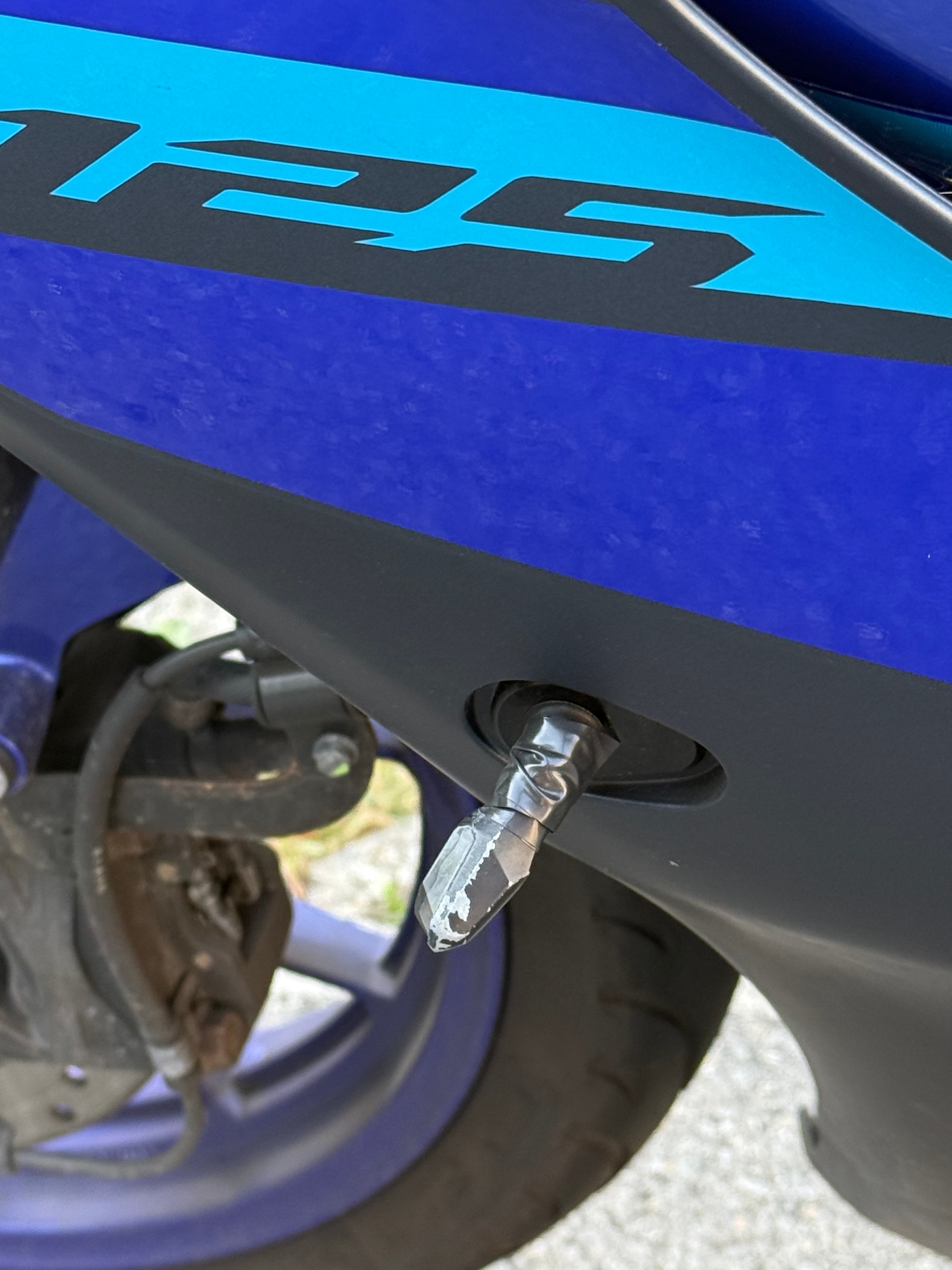 YAMAHA YZF-R 125 ABS-image-6