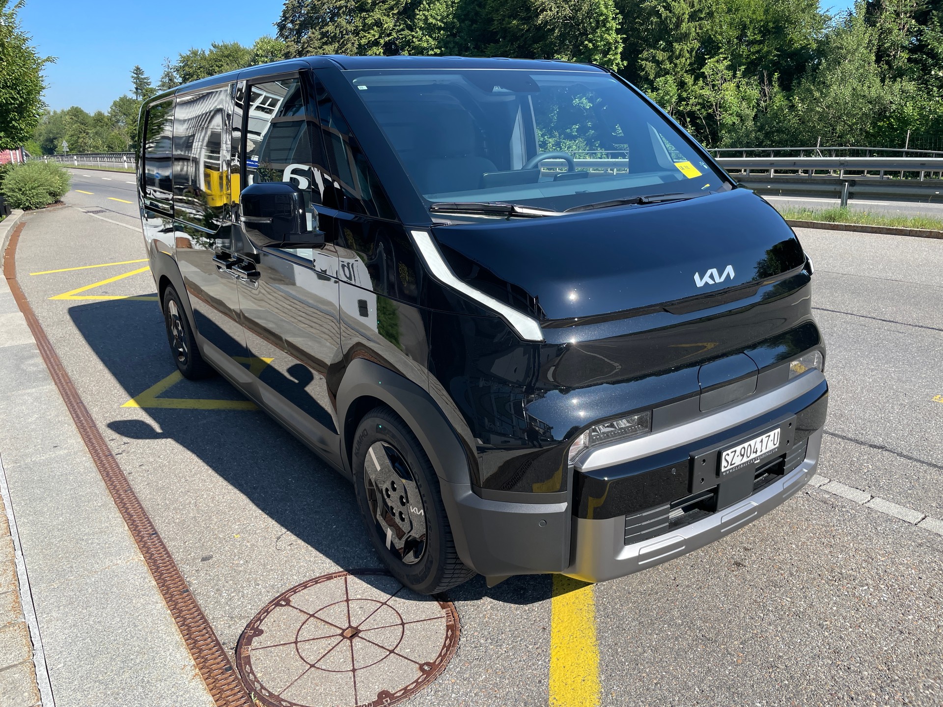 KIA PV5 Cargo 71.2 kWh Plus mit Wärmepumpe, 2-Schiebetüren-showroom-element-3