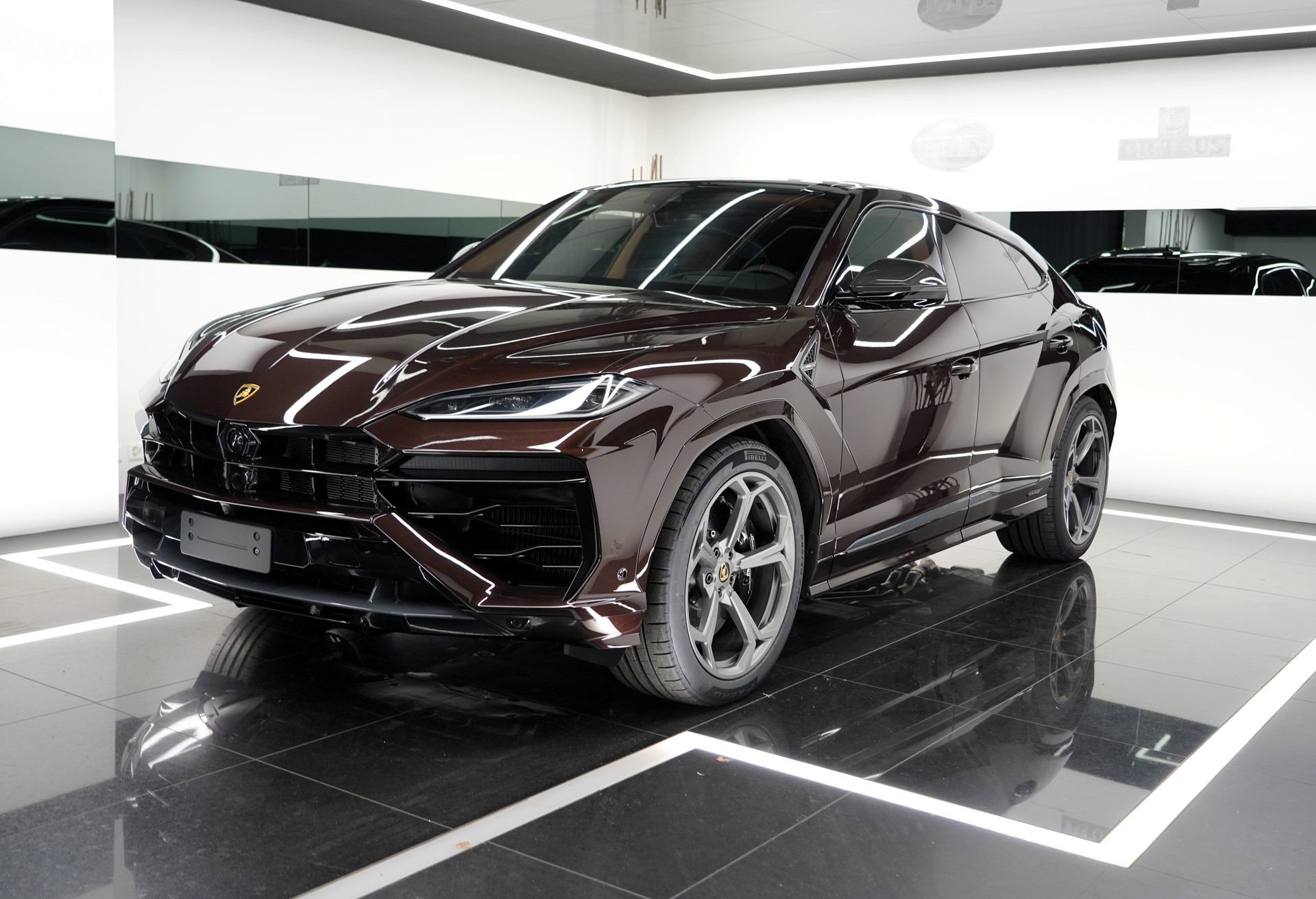 LAMBORGHINI Urus SE
