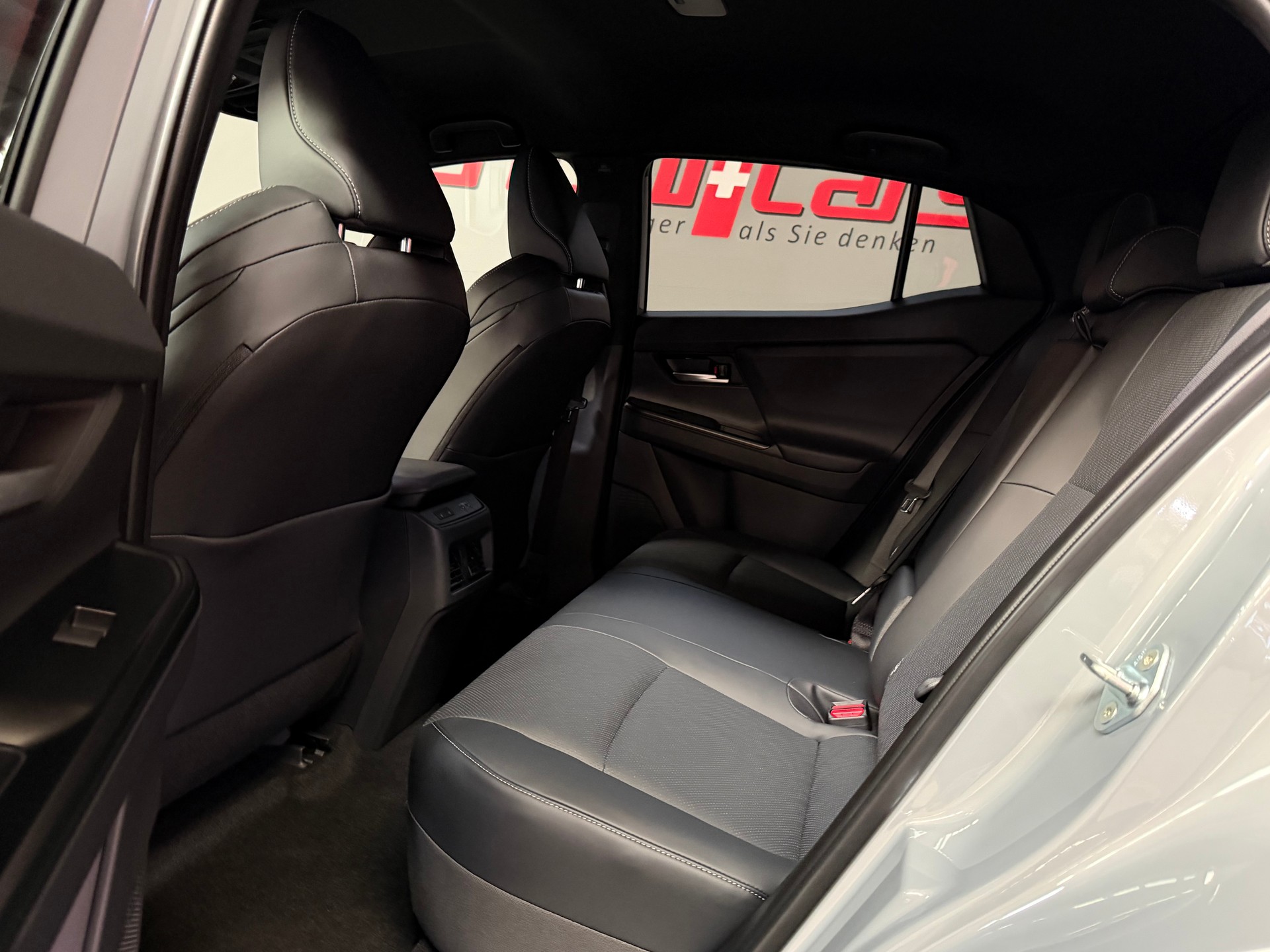 SUBARU Uncharted eV Luxury 77 kWh AWD-image-15