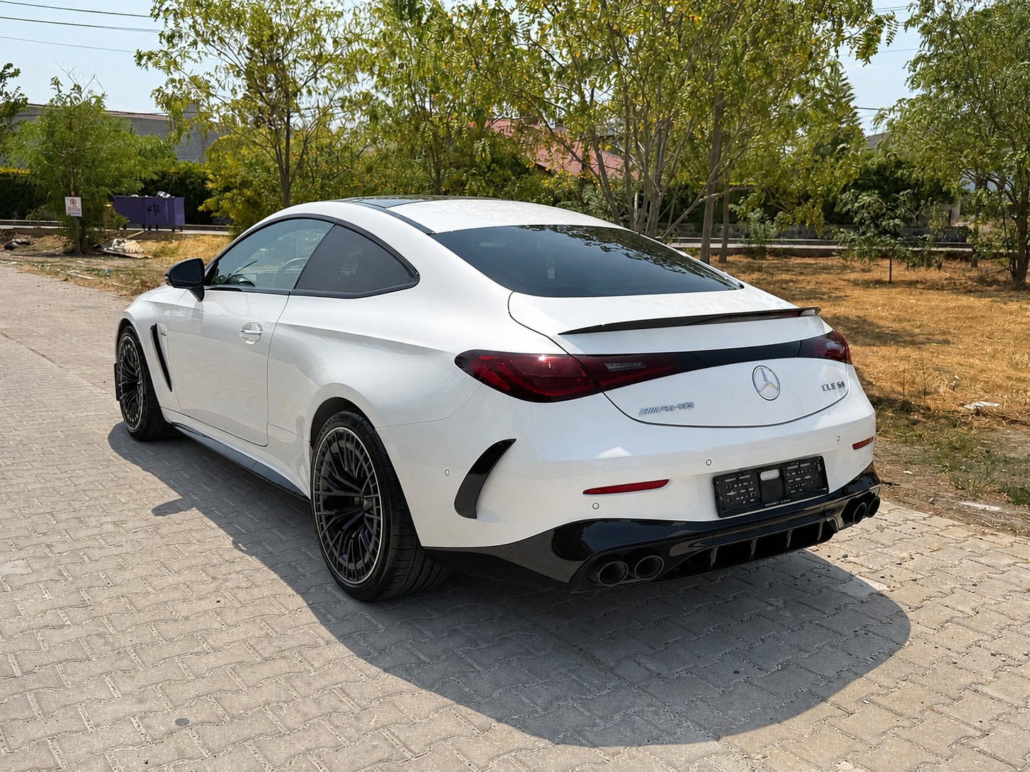 MERCEDES-BENZ CLE 53 AMG 4matic+-image-3